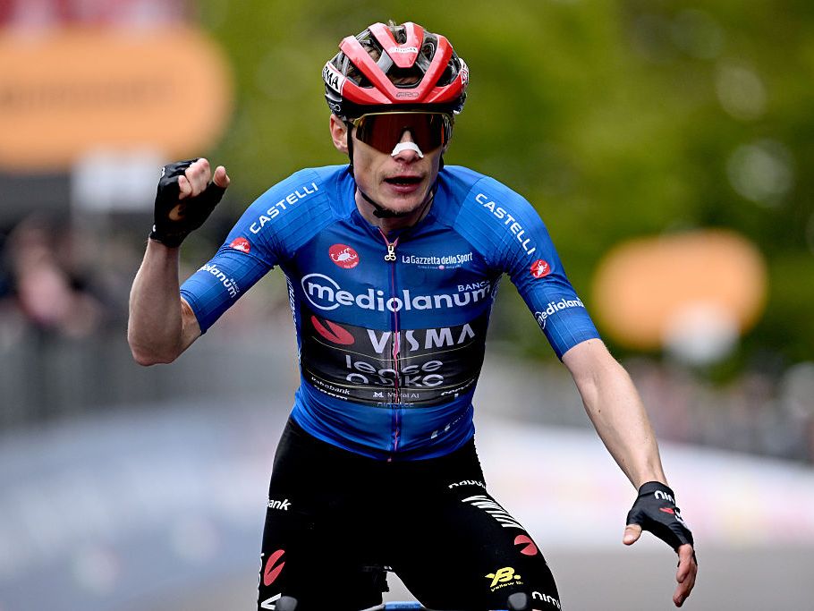 We only decided to go for it really late' - Switch of plan nets Jonas  Vingegaard second stage in three days at Giro d'Italia and 50th career win  | Cyclingnews