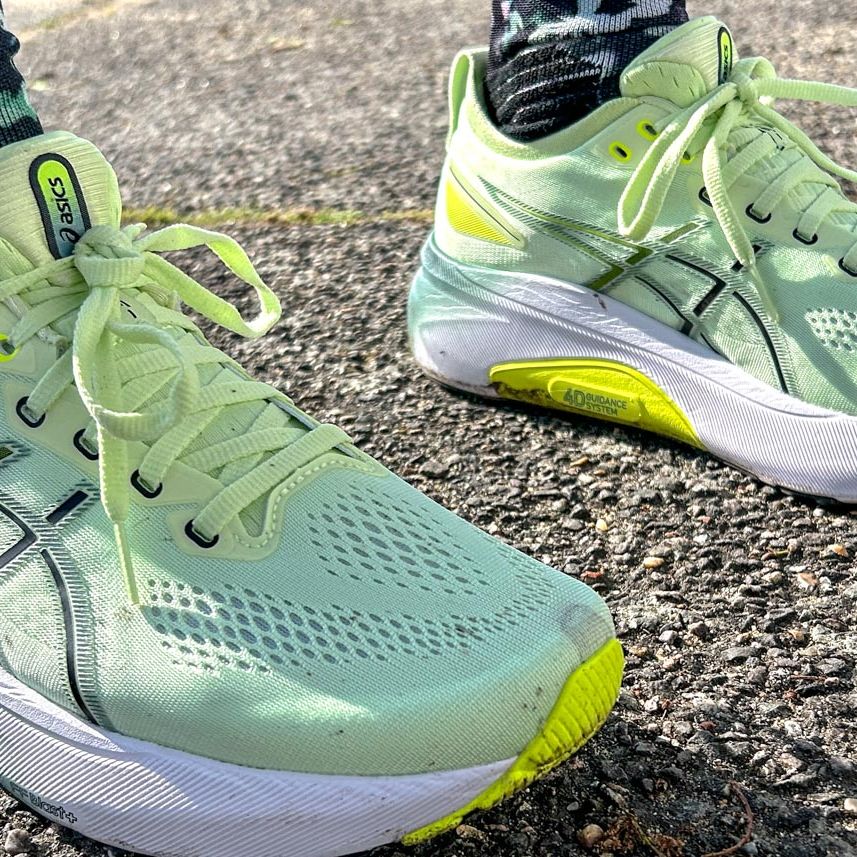 Asics GEL-KAYANO 31 narrowモデル 1012B672_002_SR_RT_GLB?$