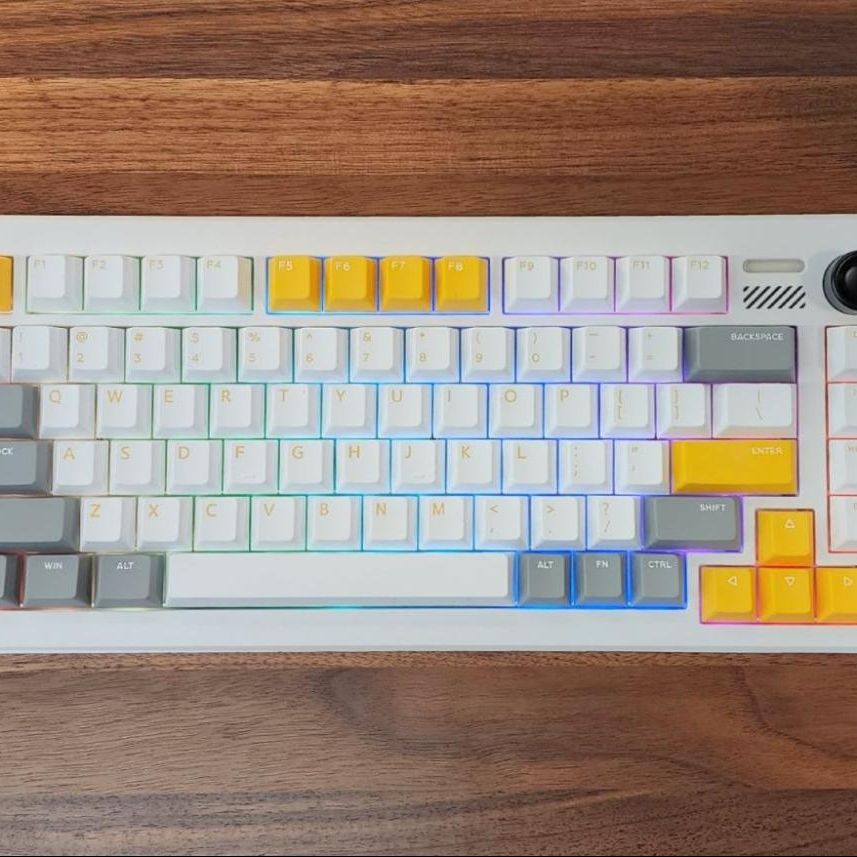 iQunix ZX75 Mechanical Keyboard Review: Back to the Future | Tom's