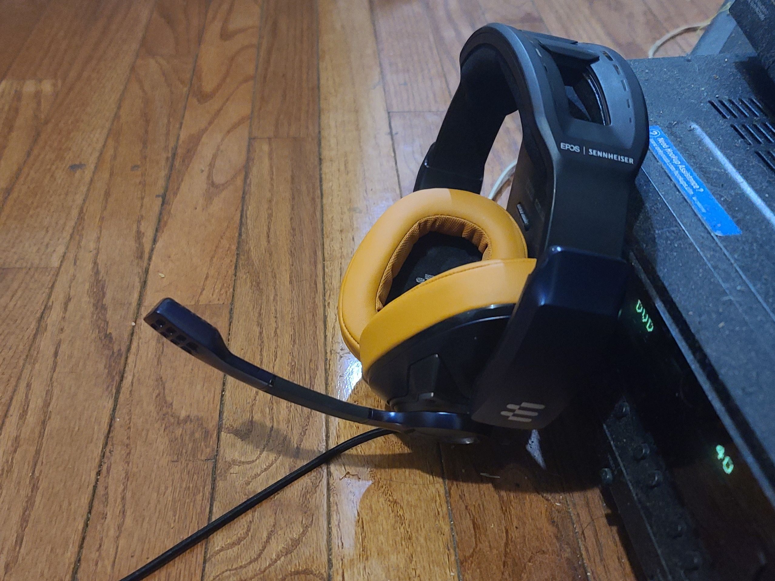 EPOS I Sennheiser GSP 600 Gaming Headset Review: Less for