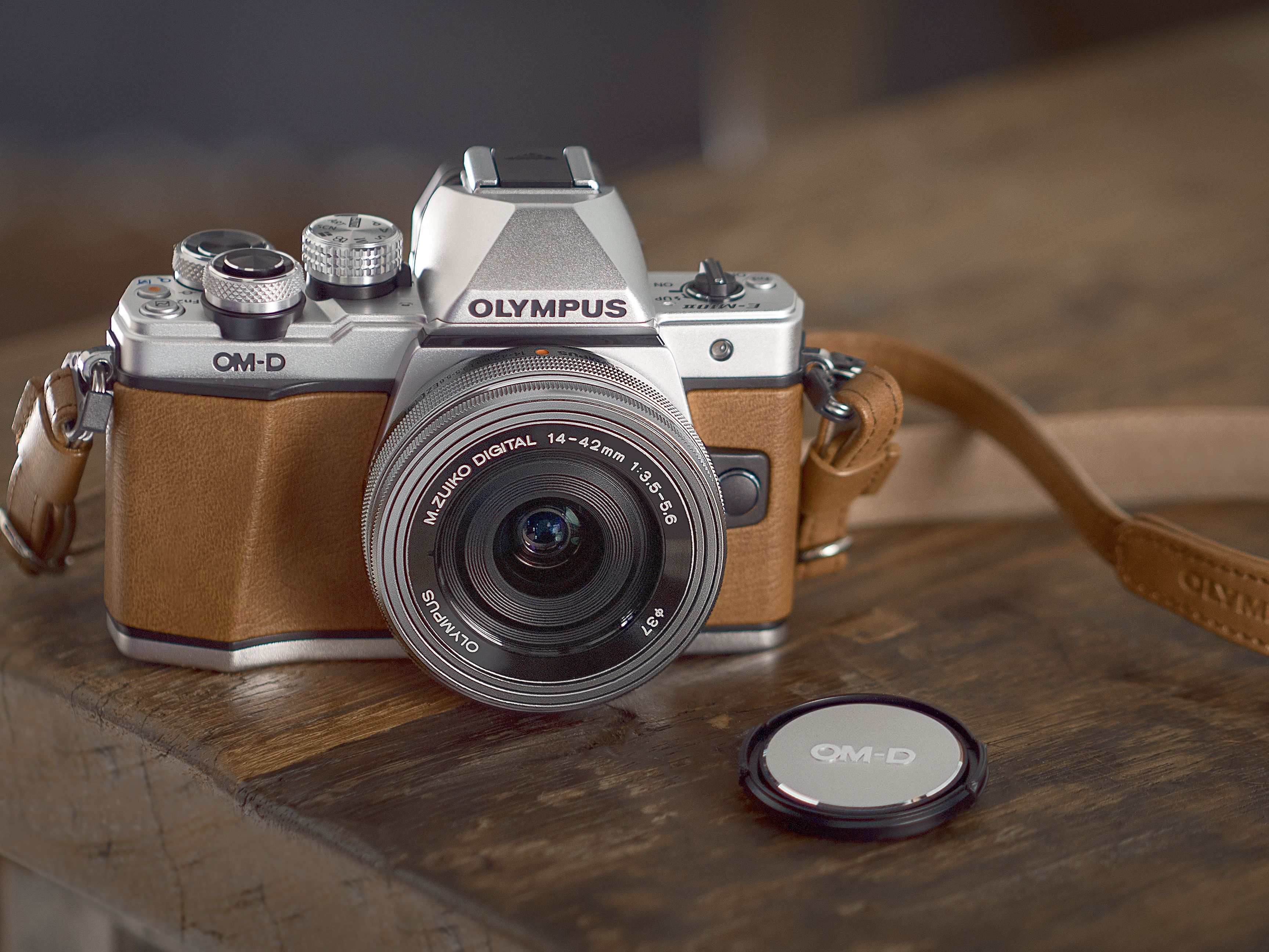 OLYMPUS OM-D E-M10 Mark Ⅱ Olympus OM-D E-M10 Mark II: Compact & Stabilized