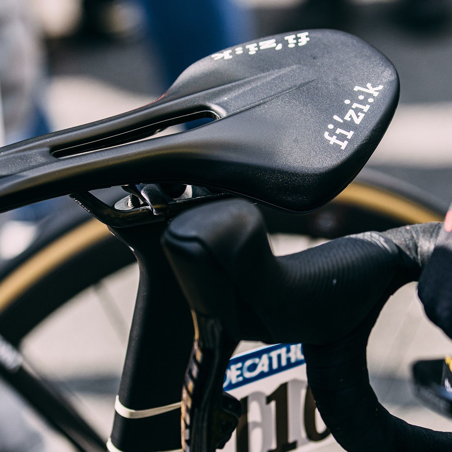 fizik VENTO ANTARES R1 【公式通販】