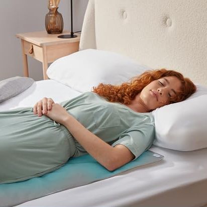 Silentnight Restore Cooling Gel Mattress Pad - Helps Absorb Body Heat Prevent Overheating - Improve Sleep Quality for Night Sweats Hot Flushes Menopause - Cool Mat for Bed Sofa Car Travelling, 60x90cm
