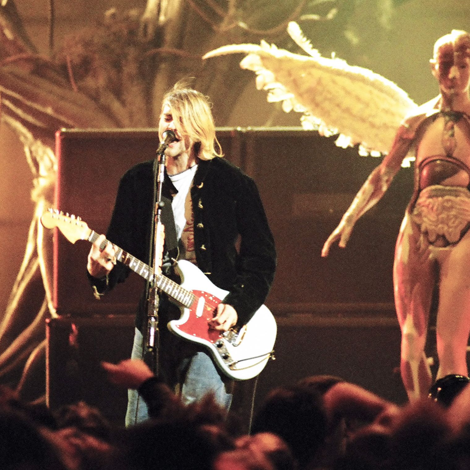 【HI FI FNK】 Cobain Rock Top kurtcobainguitar-768x432.jpg