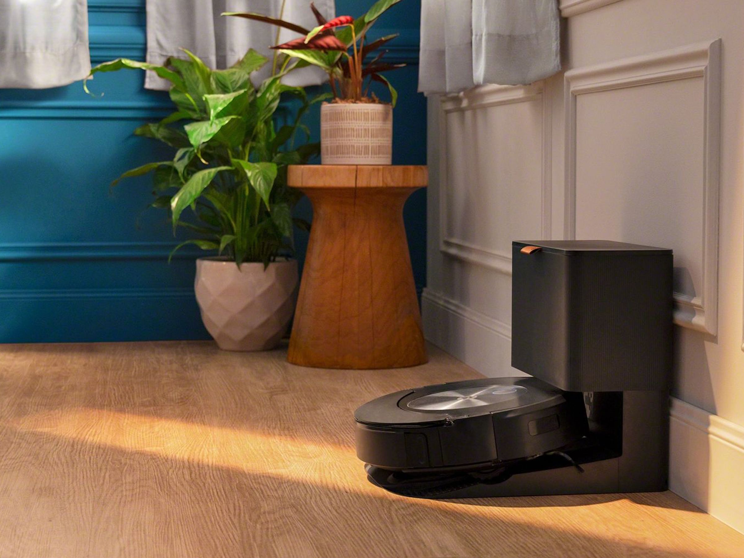 M027-NG17-18 iRobot Roomba Essential robot ルンバ エッセンシャル