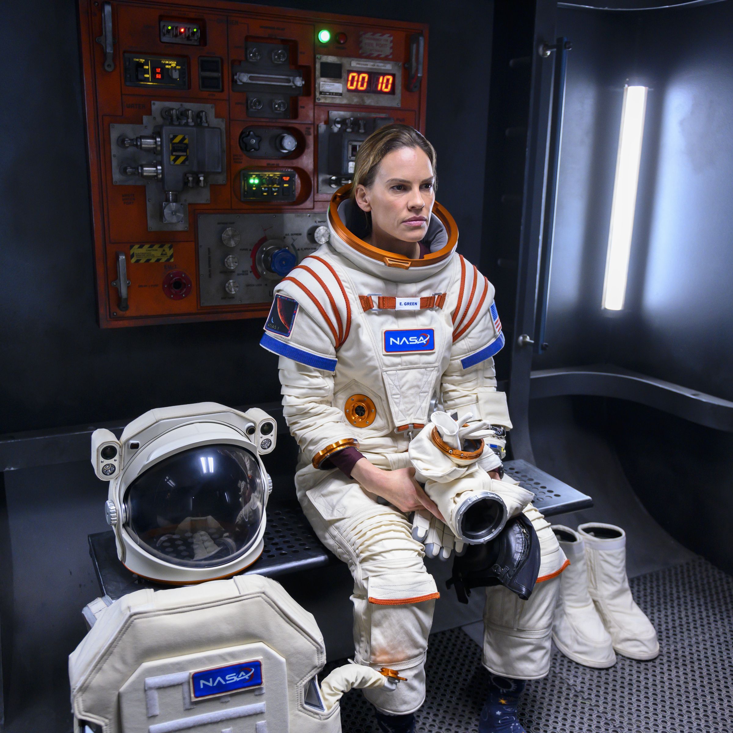 Hilary Swank takes us to Mars in Netflix's 'Away' and tensions run