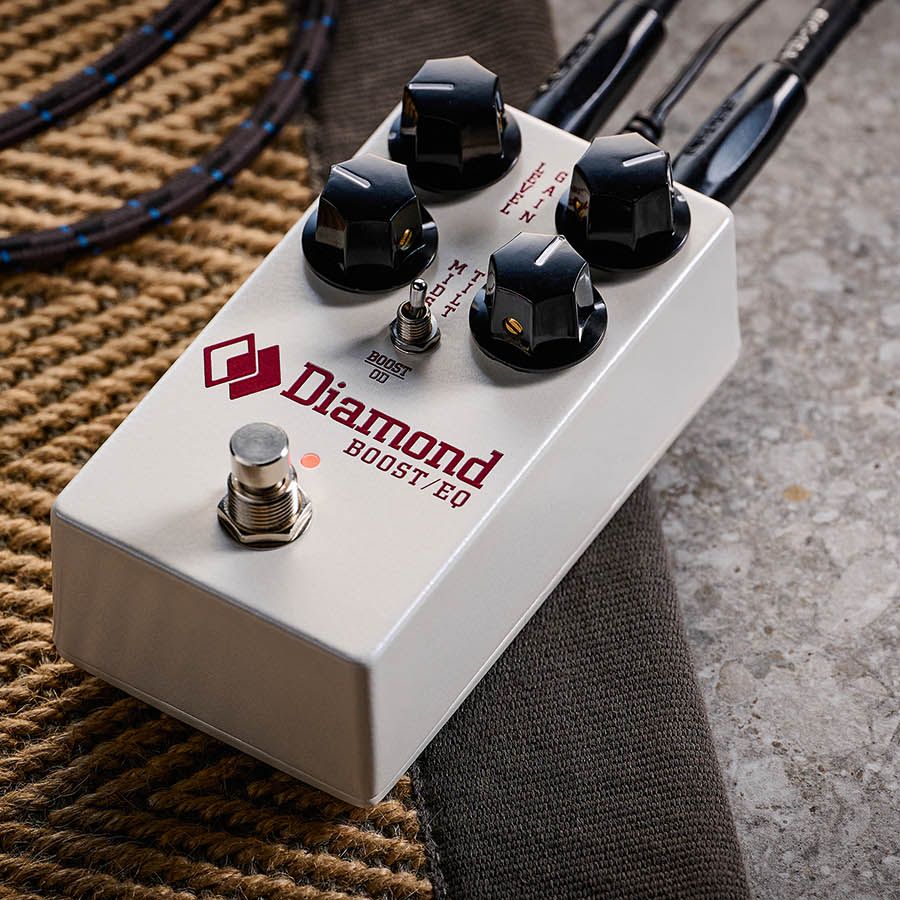 Diamond Pedals BOOST-EQ BEQ-1 ギターエフェクター Diamond Pedalsが同社製コンプレッサーを“コンプなし版”として再構築し
