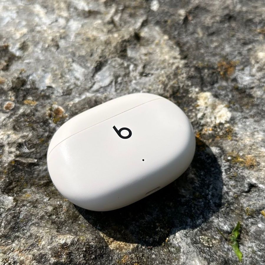 beats studio buds + アイボリー Beats Studio Buds + True Wireless Noise Cancelling Earbuds – Ivory