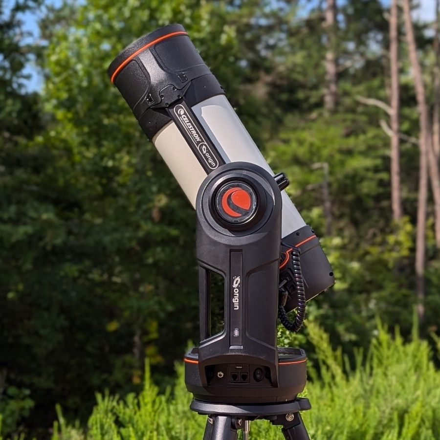 Celestron Telescopio Schmidt-Cassegrain Da 23,5 Cm Con Ottiche Starbright XLT, Cercatore 6x30mm, Garanzia 2 Anni.