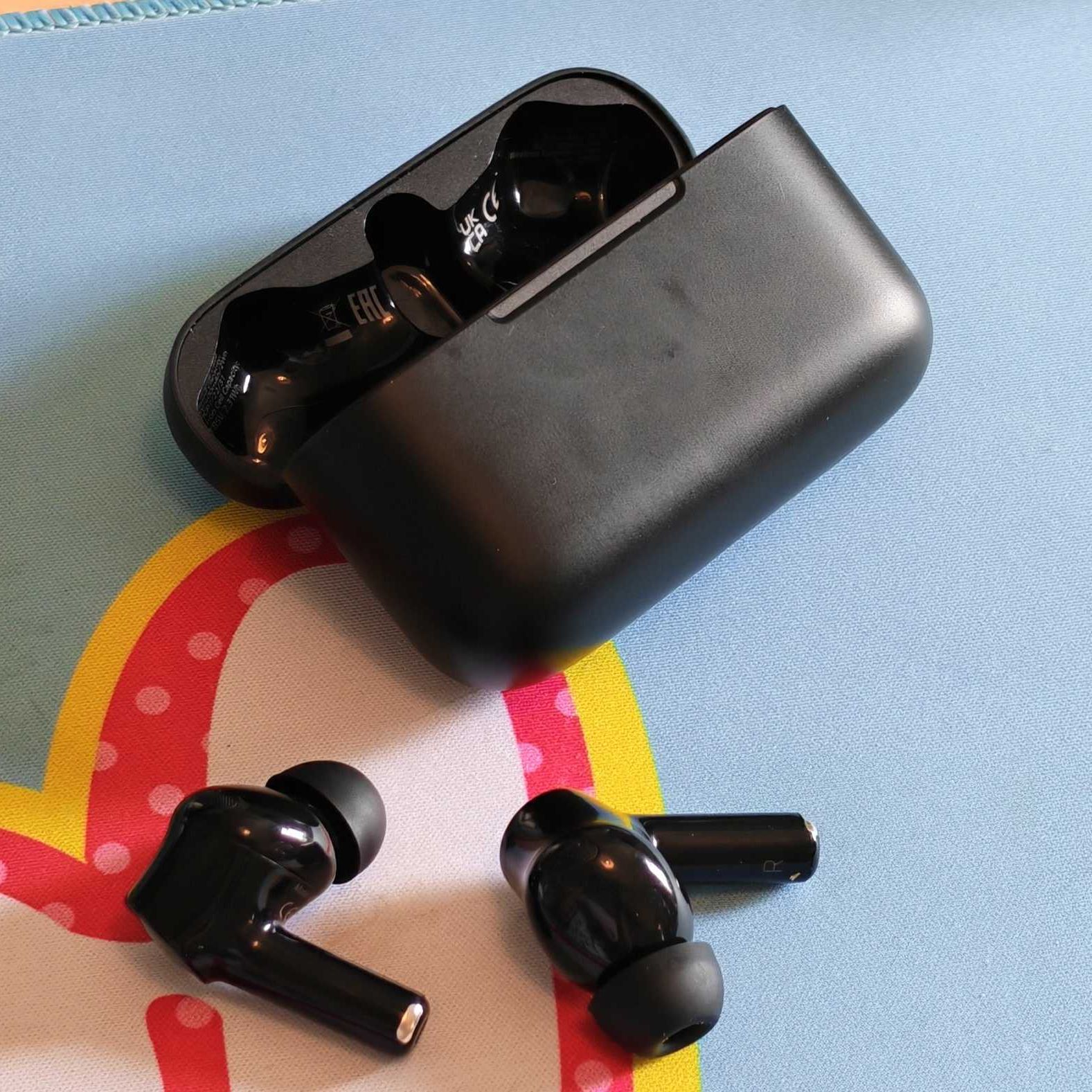 Razer Hammerhead V3 HyperSpeed review: underwhelming for the price