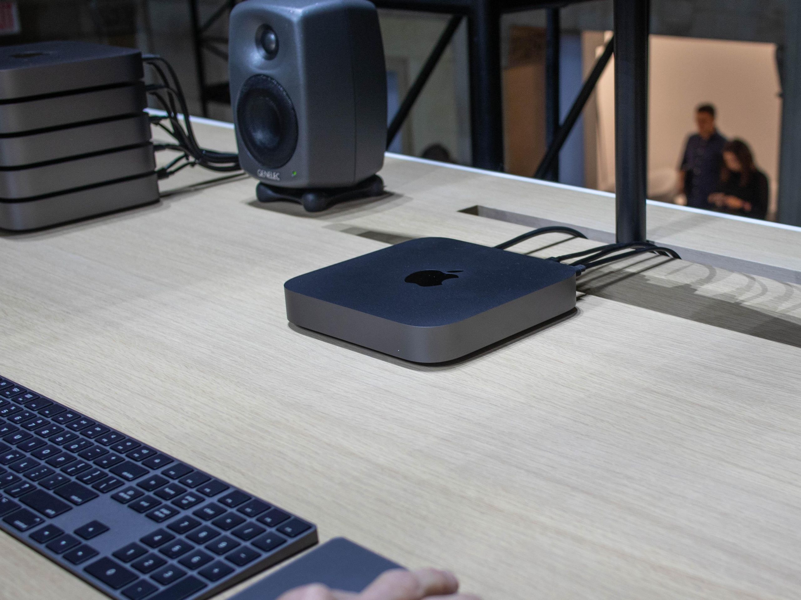 【archi6085】Mac Mini(2018) i7/64GB/1TB 2018 Desktop Apple Mac Mini 3.2GHz 6-Core i7 - 1TB SSD
