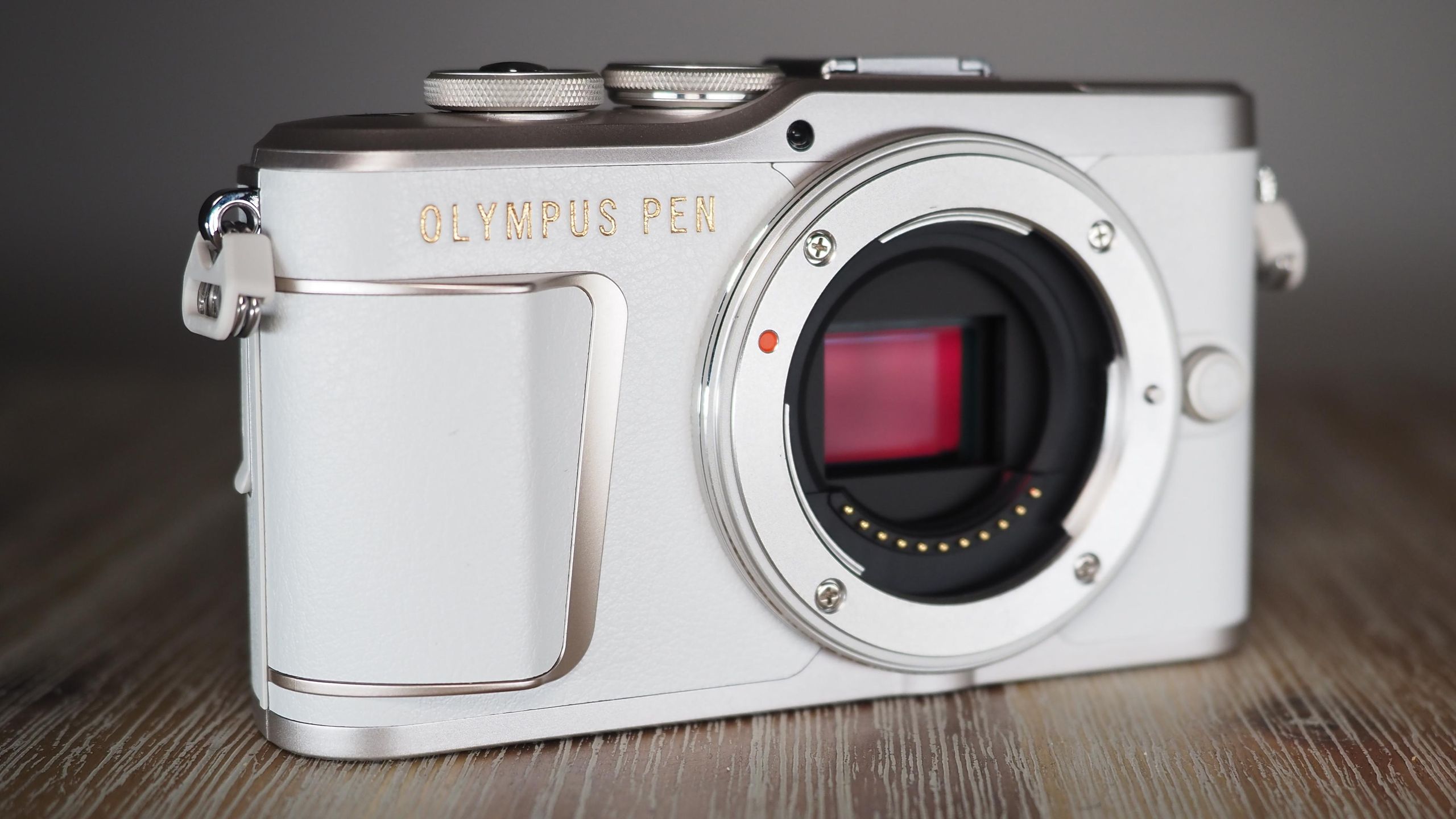 ✨ショット数323回で新品級✨OLYMPUS PEN E-PL10　10353 vmDBHttGFyY4VYAgPpiW2N.jpg