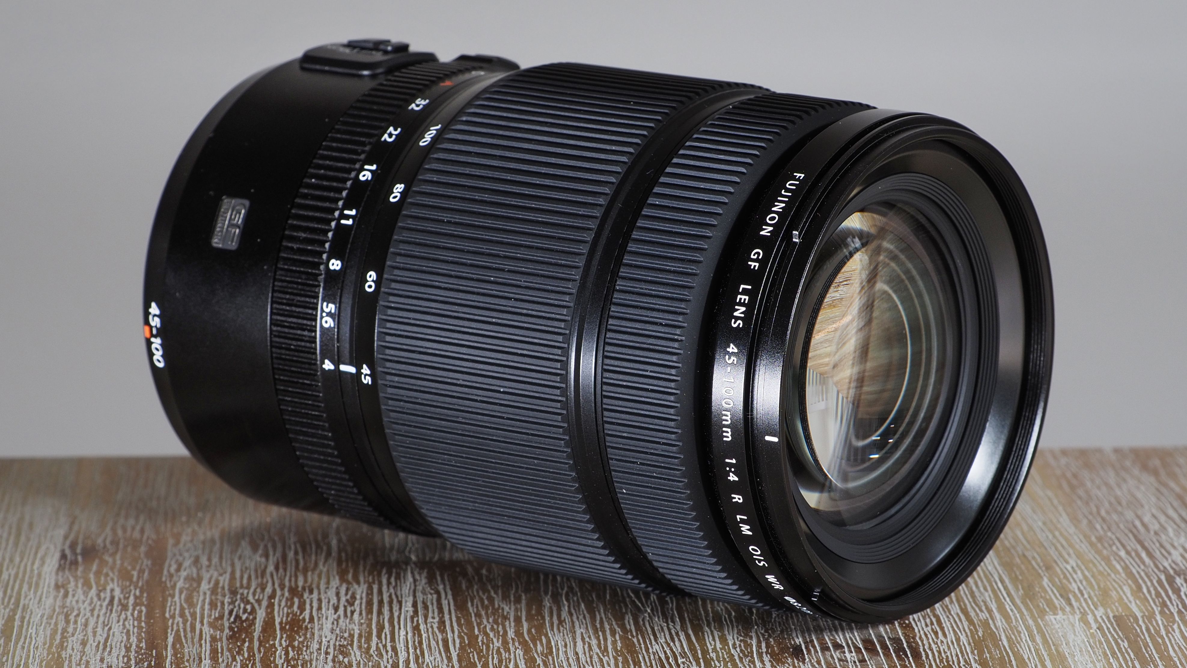 【美品】FUJIFILM GF45-100mm F4 R LM OIS WR GF45-100mm F4 R LM OIS WR