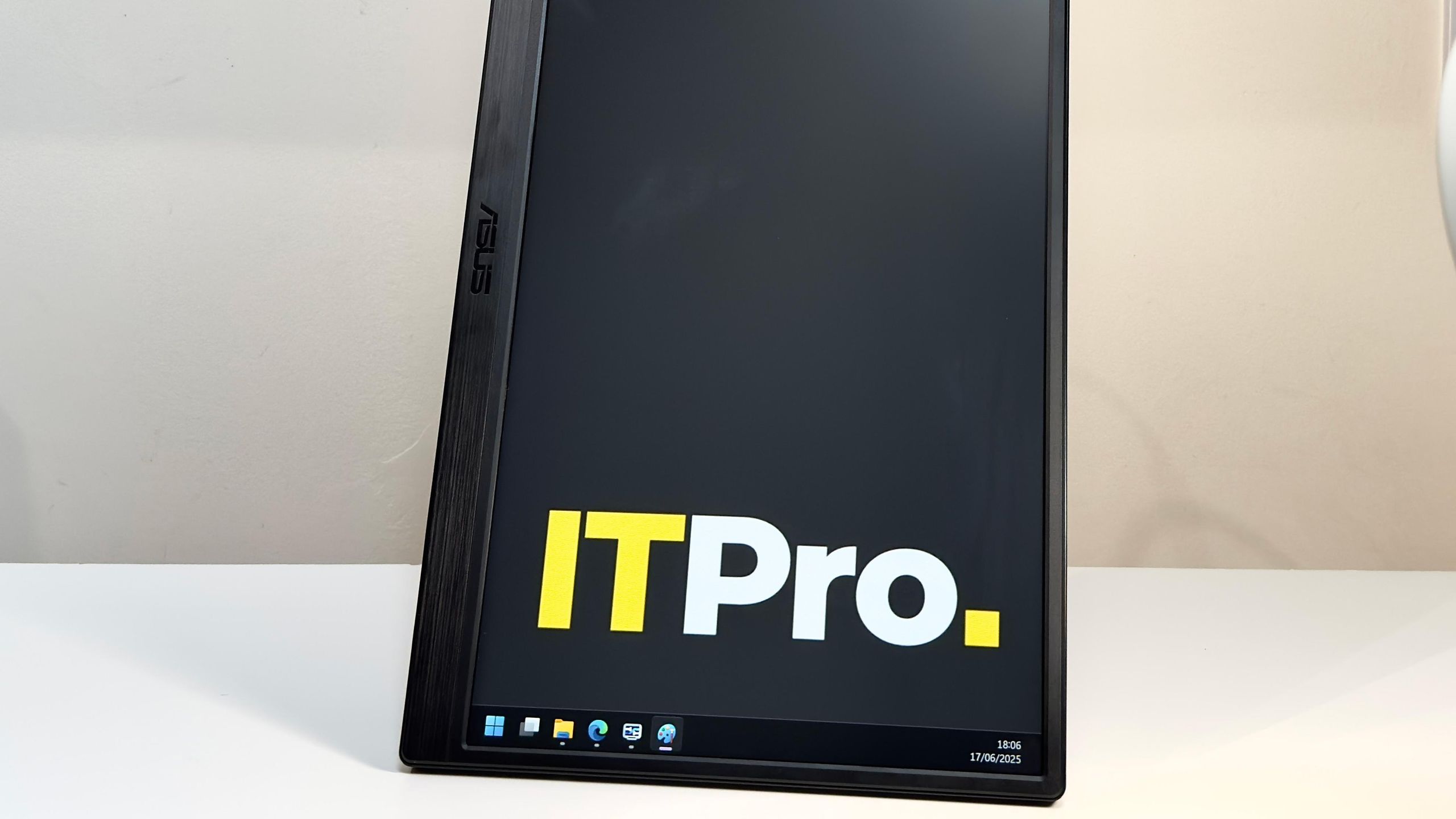 Asus ZenScreen MB169CK review: Portable, cheap and useful | IT Pro