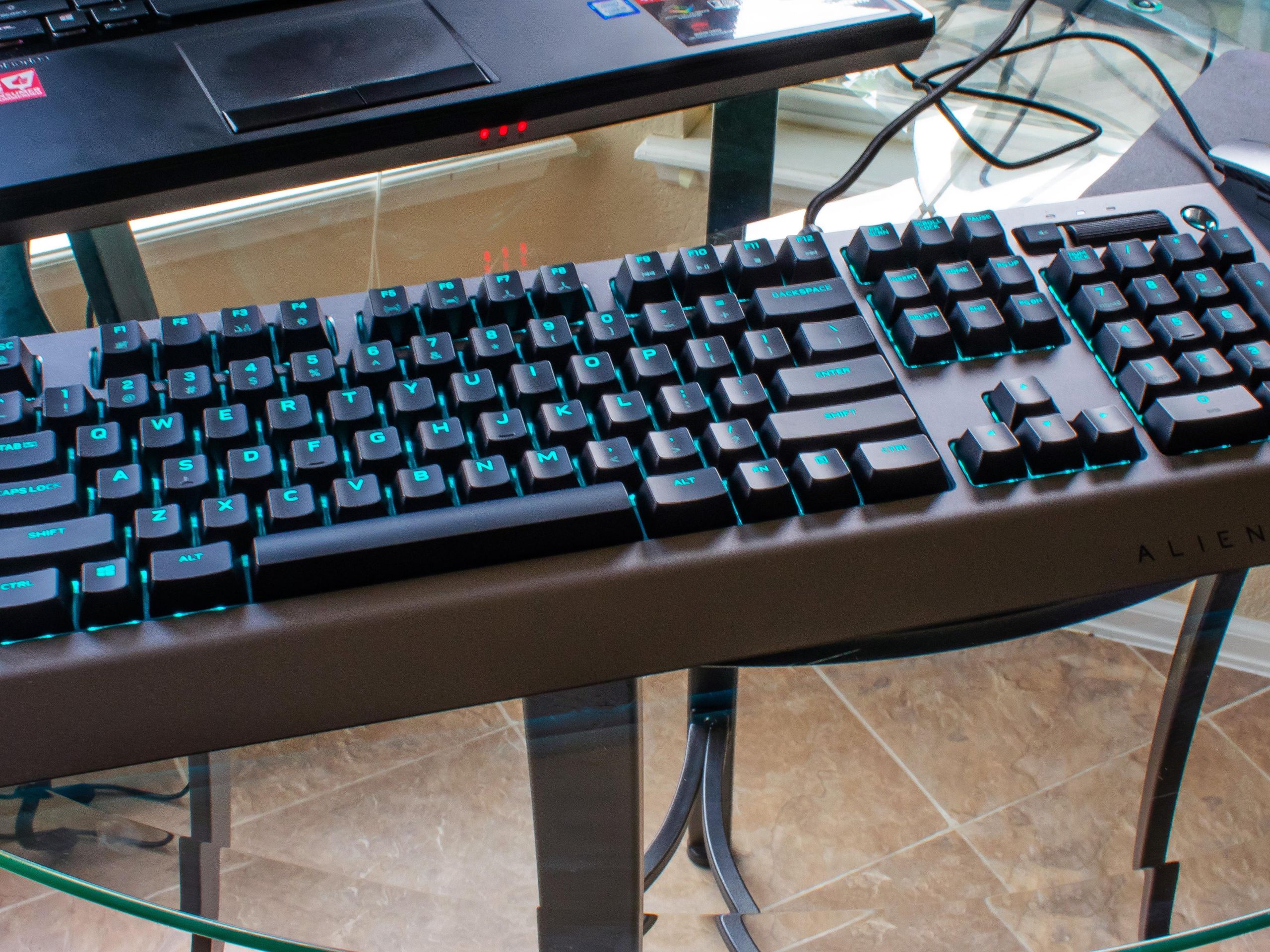 キーボード ALIENWARE PRO GAMING KEYBOARD AW768 Alienware Pro Gaming Keyboard (AW768) Review | PCMag