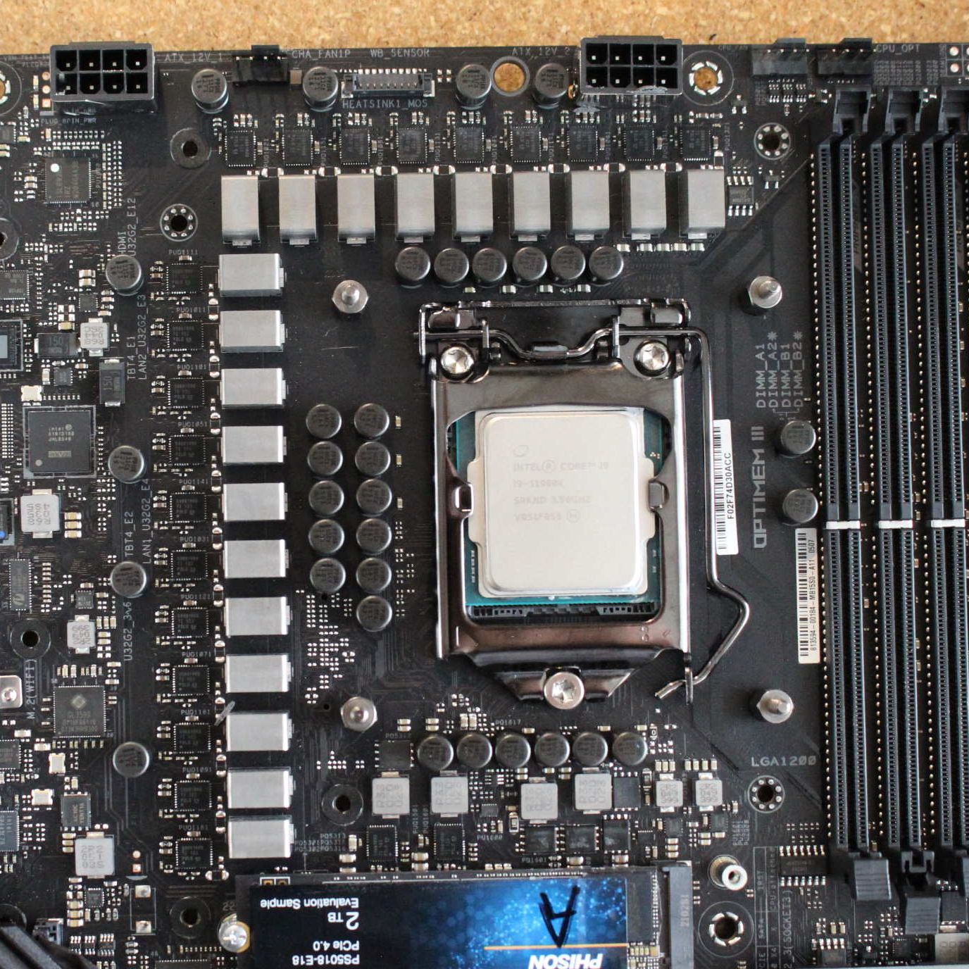 マザーボード EKWB Z590 Glacial + CPU i7 10700kf マザーボード EKWB Z590 Glacial + CPU i7 10700kf 本格水冷対応のZ590