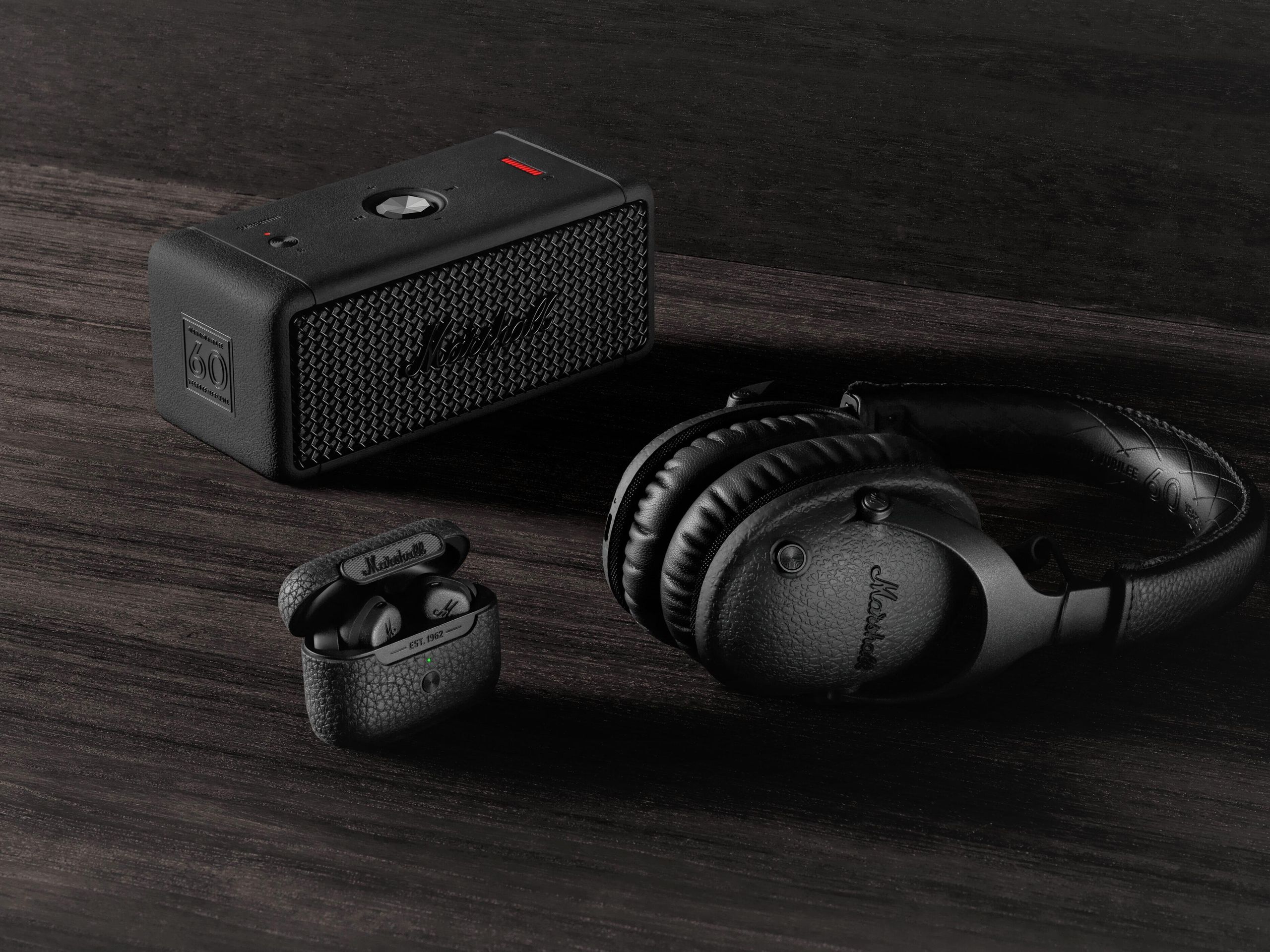 Marshall ワイヤレスイヤフォン ブラック Amazon.co.jp: Marshall 完全ワイヤレスイヤホン Minor Ⅲ