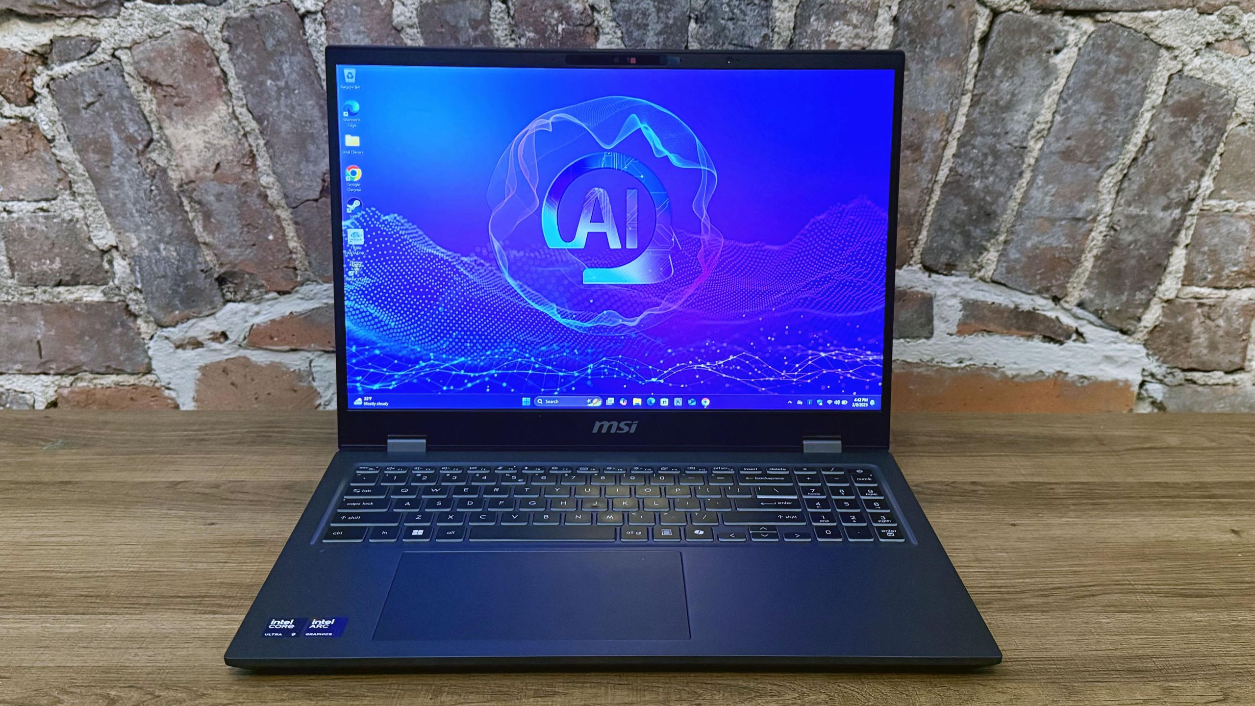 MSI Prestige 16 AI Evo (B2HM) hands-on: Does this Intel Arrow Lake