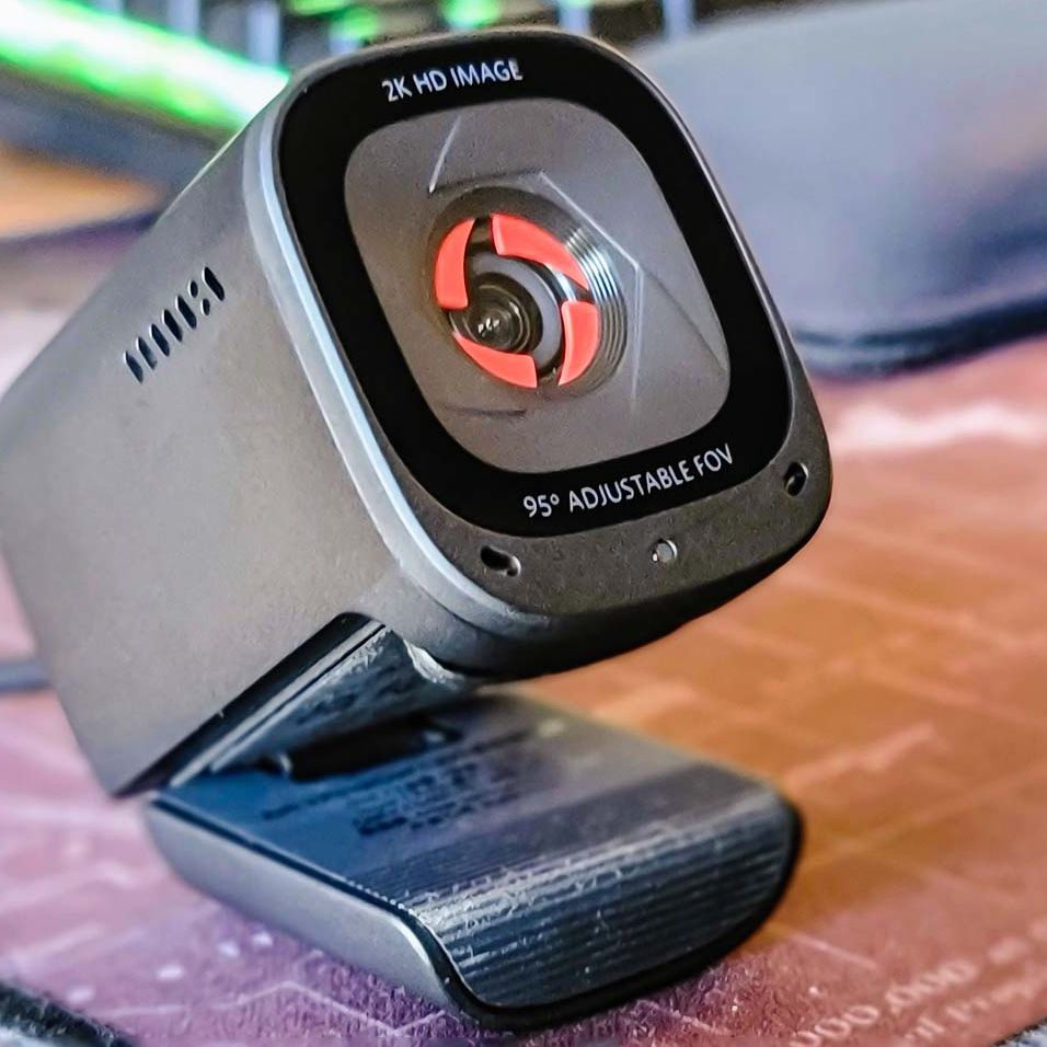 Anker PowerConf C200 2K HD Webカメラ コンパクトサイズながら2Kの高画質でリモートワークに最適！高
