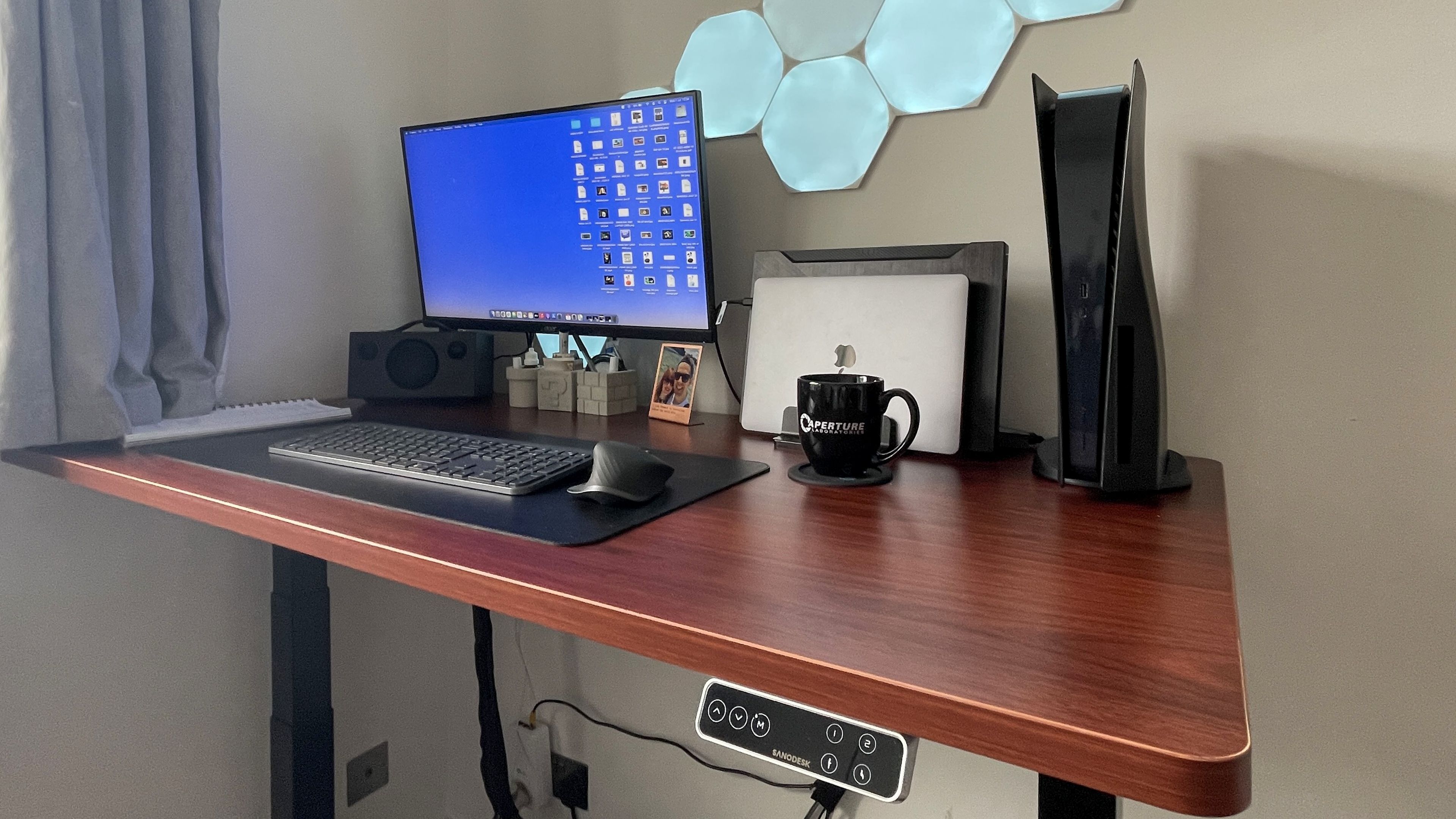 Flexispot E7/EC4 standing desk review | Laptop Mag