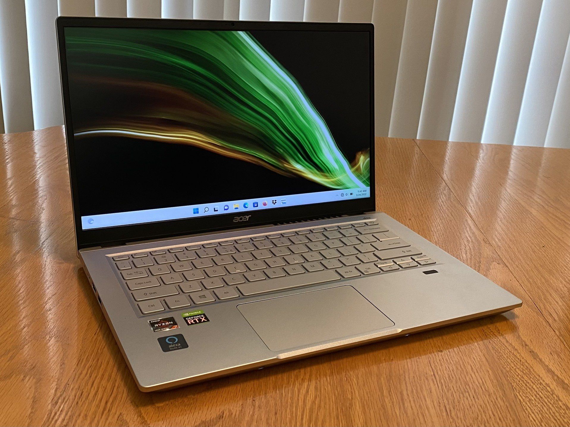 Windowsノート本体 Acer Swift X SFX14-41G Acer Swift X SFX14-41G-R0SG - Notebookcheck.net External Reviews