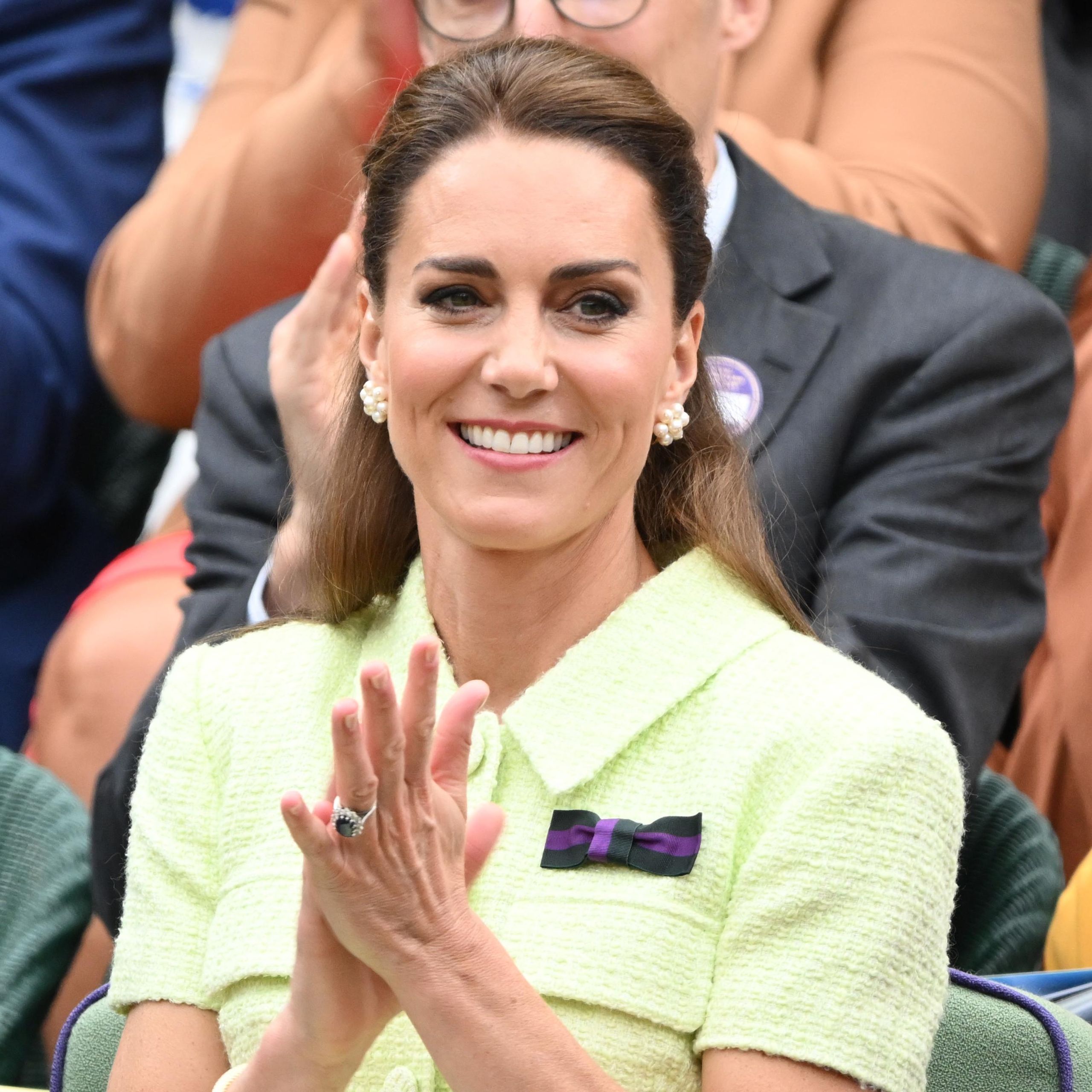 Kate Middleton dazzles in the perfect lime green Self-Portrait dress |  Woman & Home