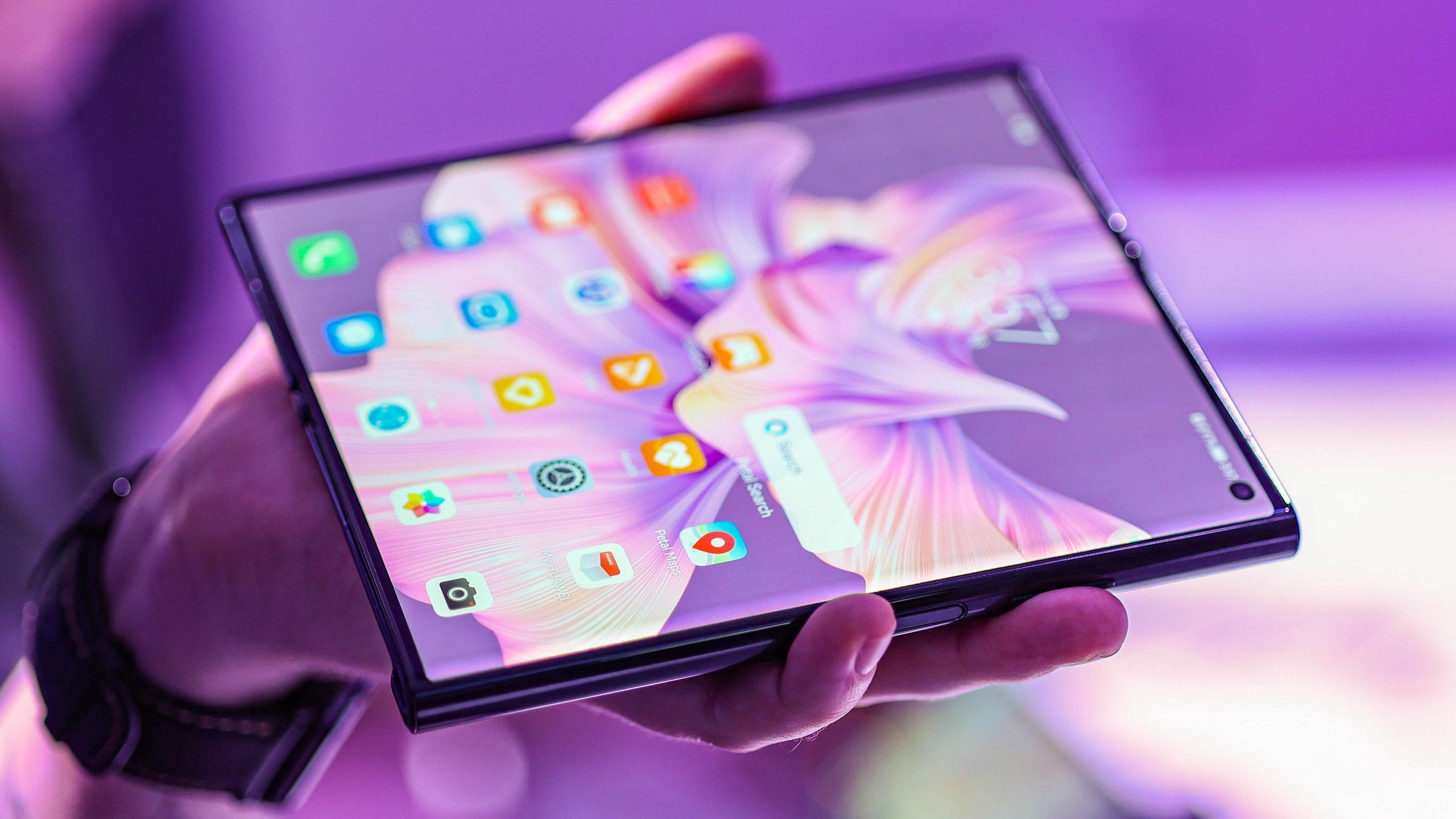 HIRO　Huawei Mate Xs2 Hands on: Huawei Mate Xs 2 review | TechRadar