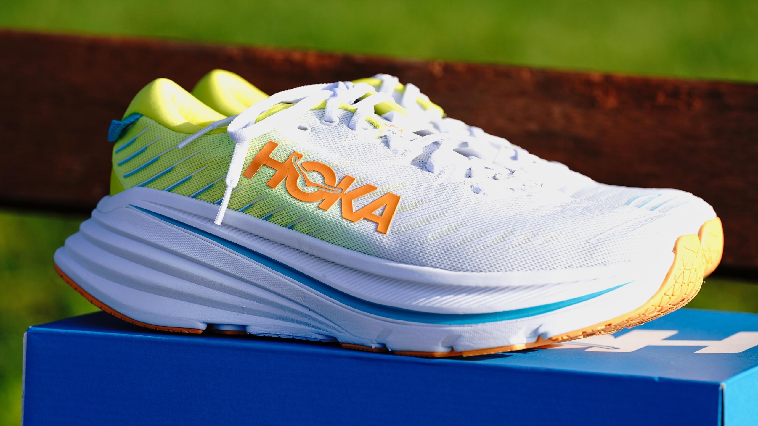 HOKA ONE ONE BONDI X WEPR ホカ 95_244621_1656624710413.jpg