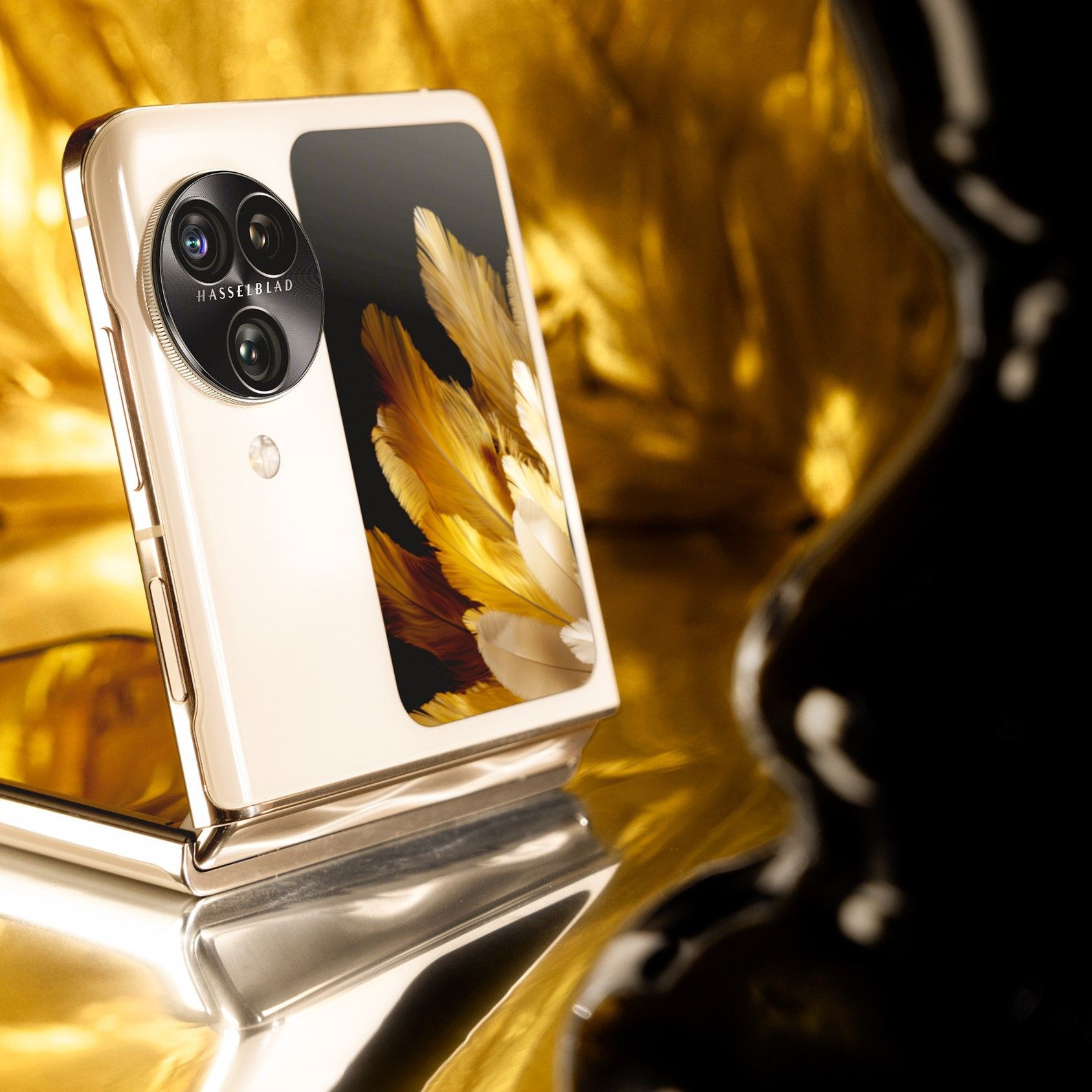 OPPO Find N3 Flip and Watch 4 Pro teasers prepare us for August 29
