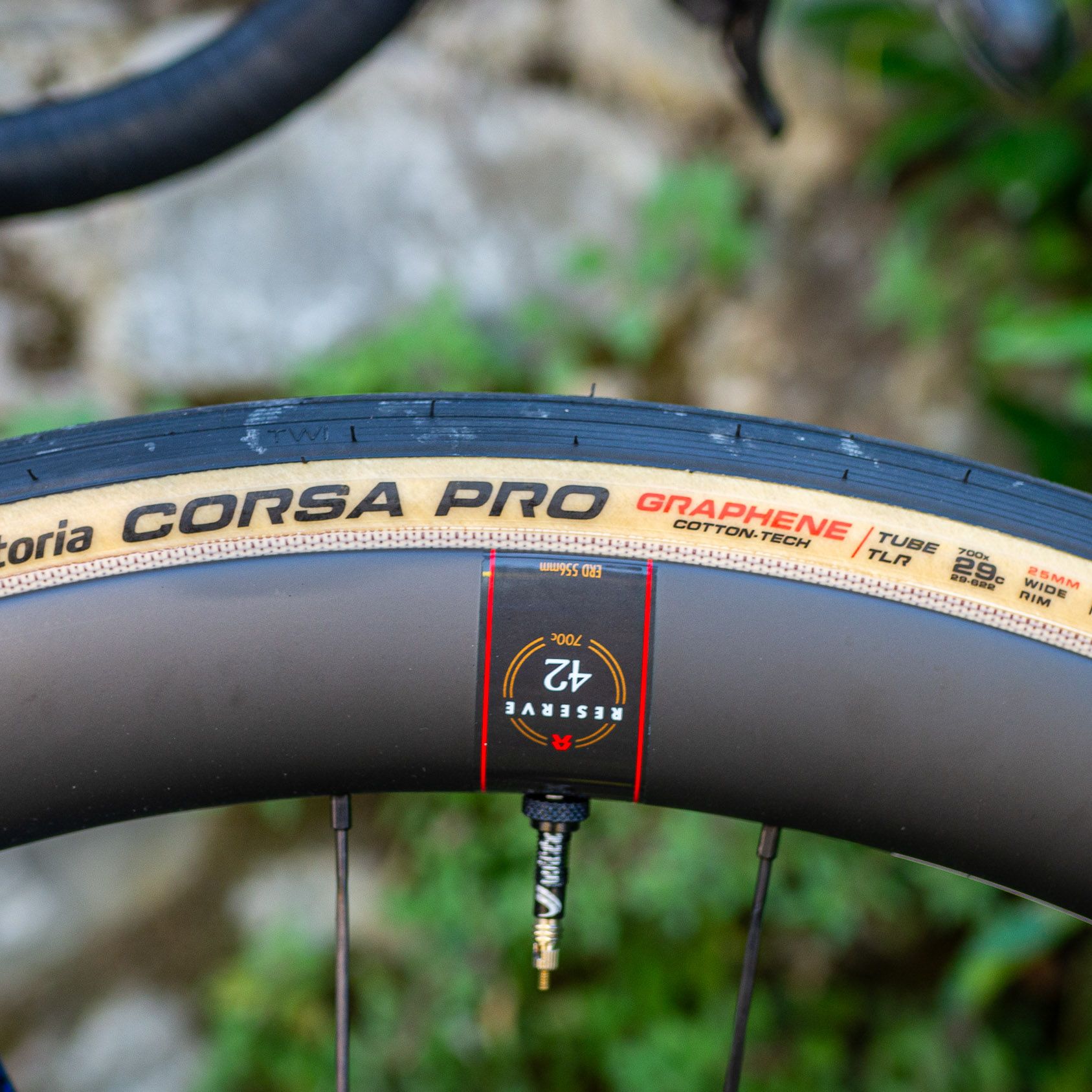 Are Tour de France riders cornering on their tyre sidewalls