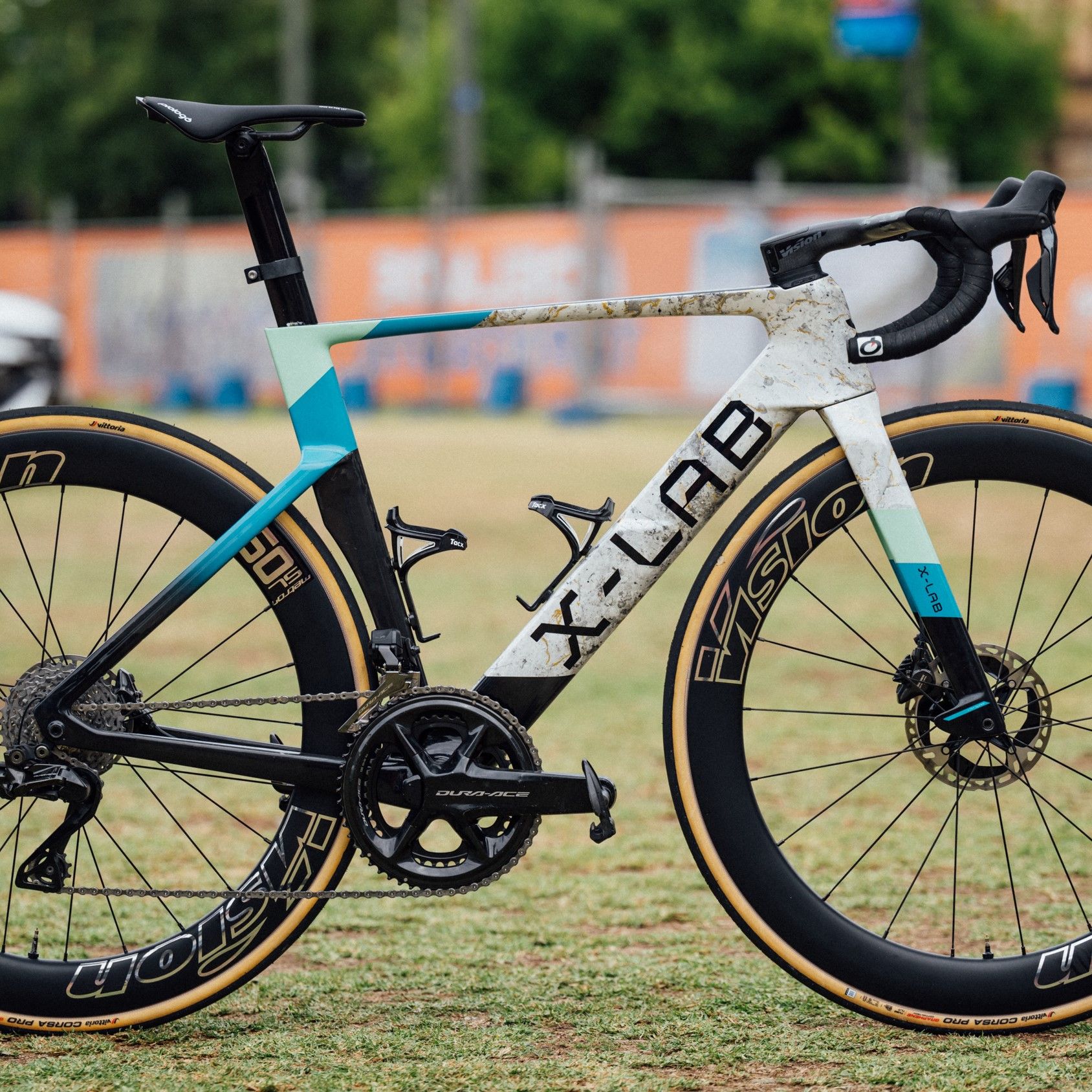 The peloton's newest bike: The Chinese X-Lab AD9 ridden by XDS