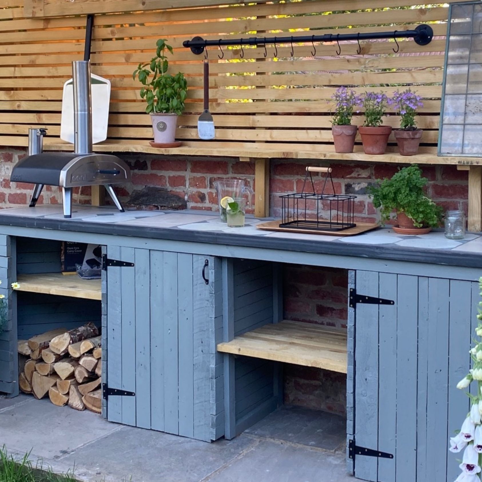 Before and after: this stylish upcycled outdoor kitchen was built for just  £40 | Real Homes, image size:1686x1686