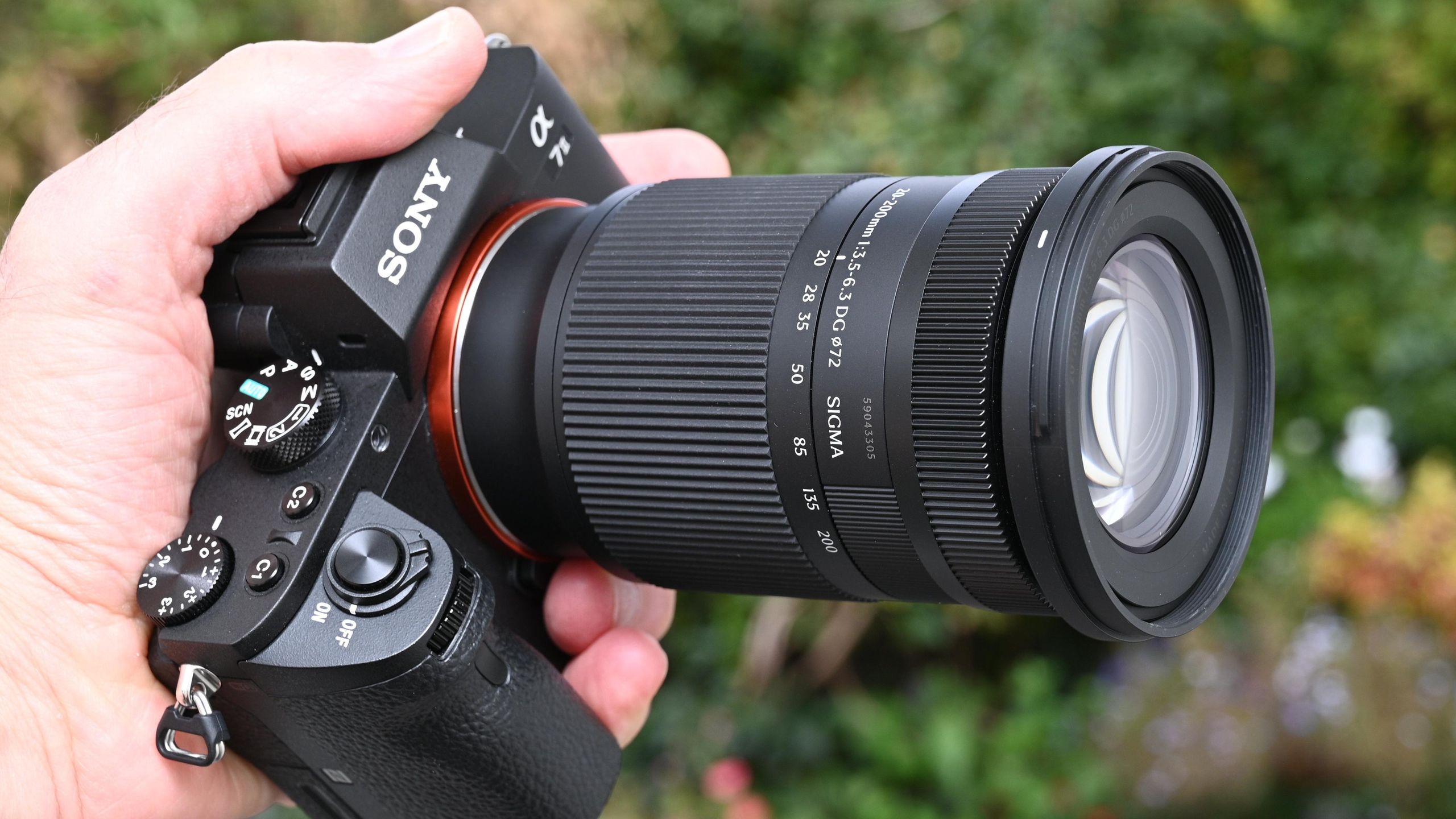 Sigma 20-200mm f/3.5-6.3 DG Contemporary review: a world-first