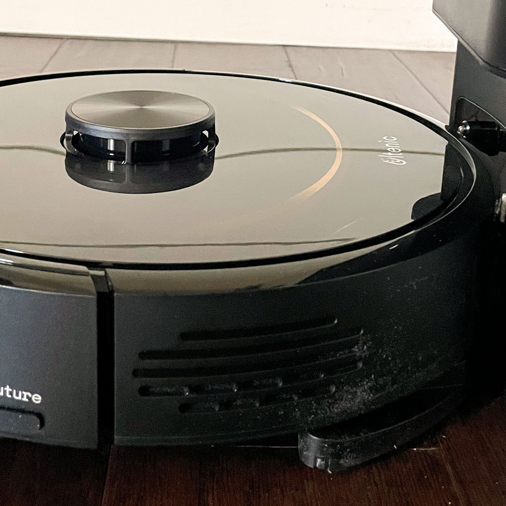 Ultenic T10 Elite review: an affordable self-emptying option | Top