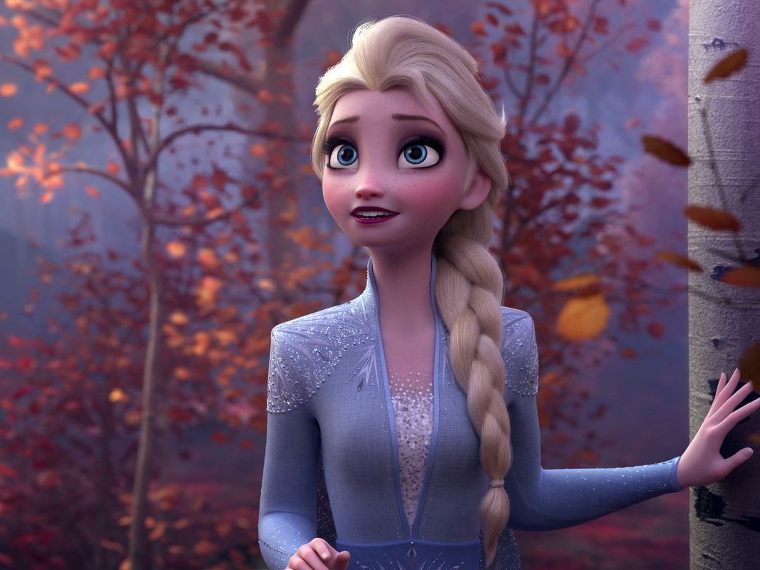 Video qizni jinsiy aloqa qilishga ishontirdi.