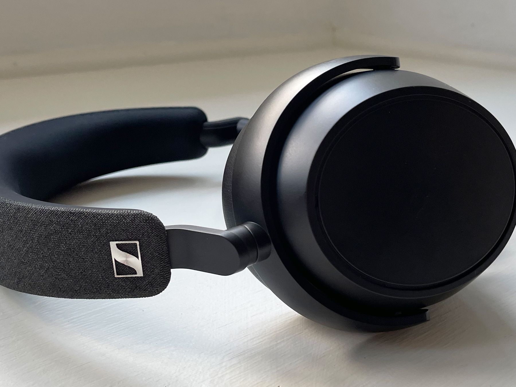 Sennheiser Momentum 4 Wireless review: Incredible 60-hour battery