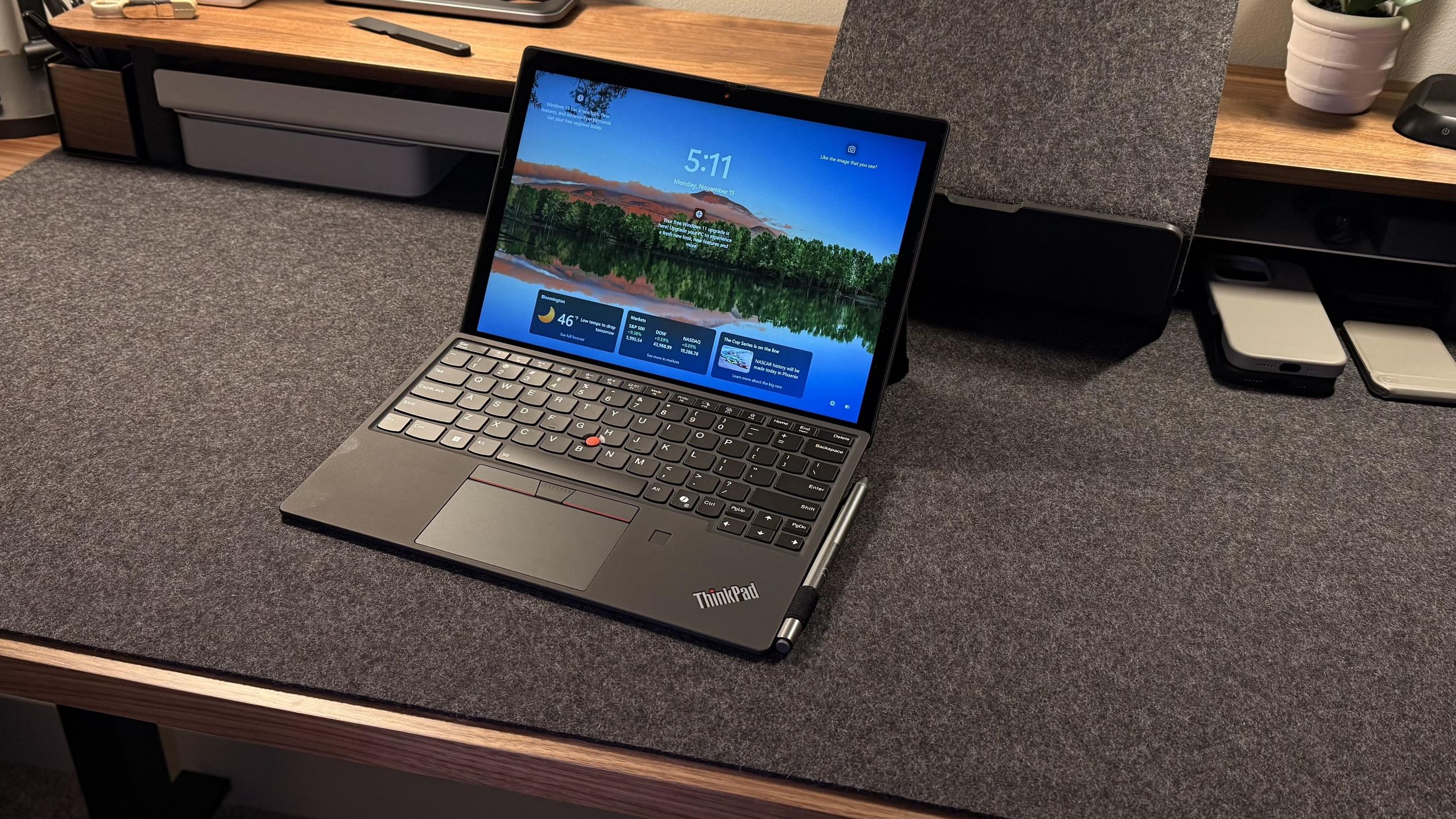 Lenovo ThinkPad X12 Detachable Gen 2 business laptop review
