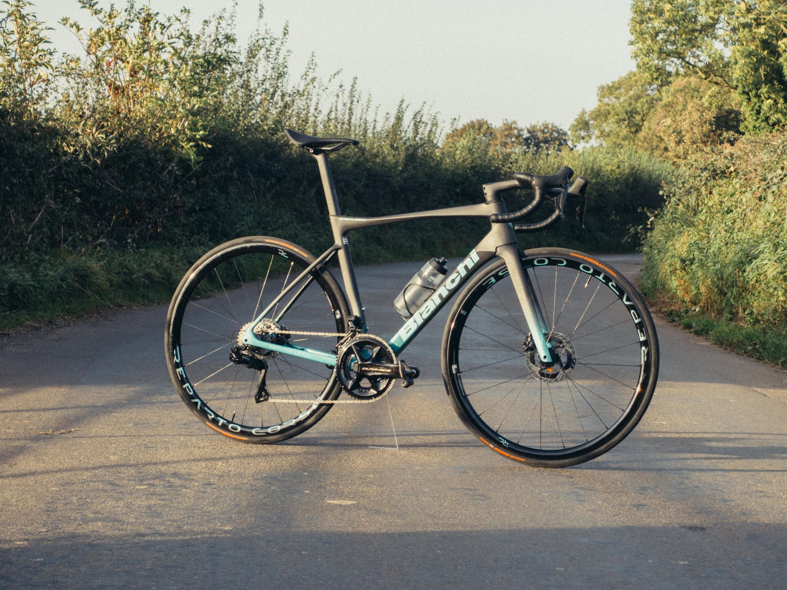 best road bike bianchi Oltre Comp 105 Di2 2024 Blue 53 it is a new all Get to know Bianchi road