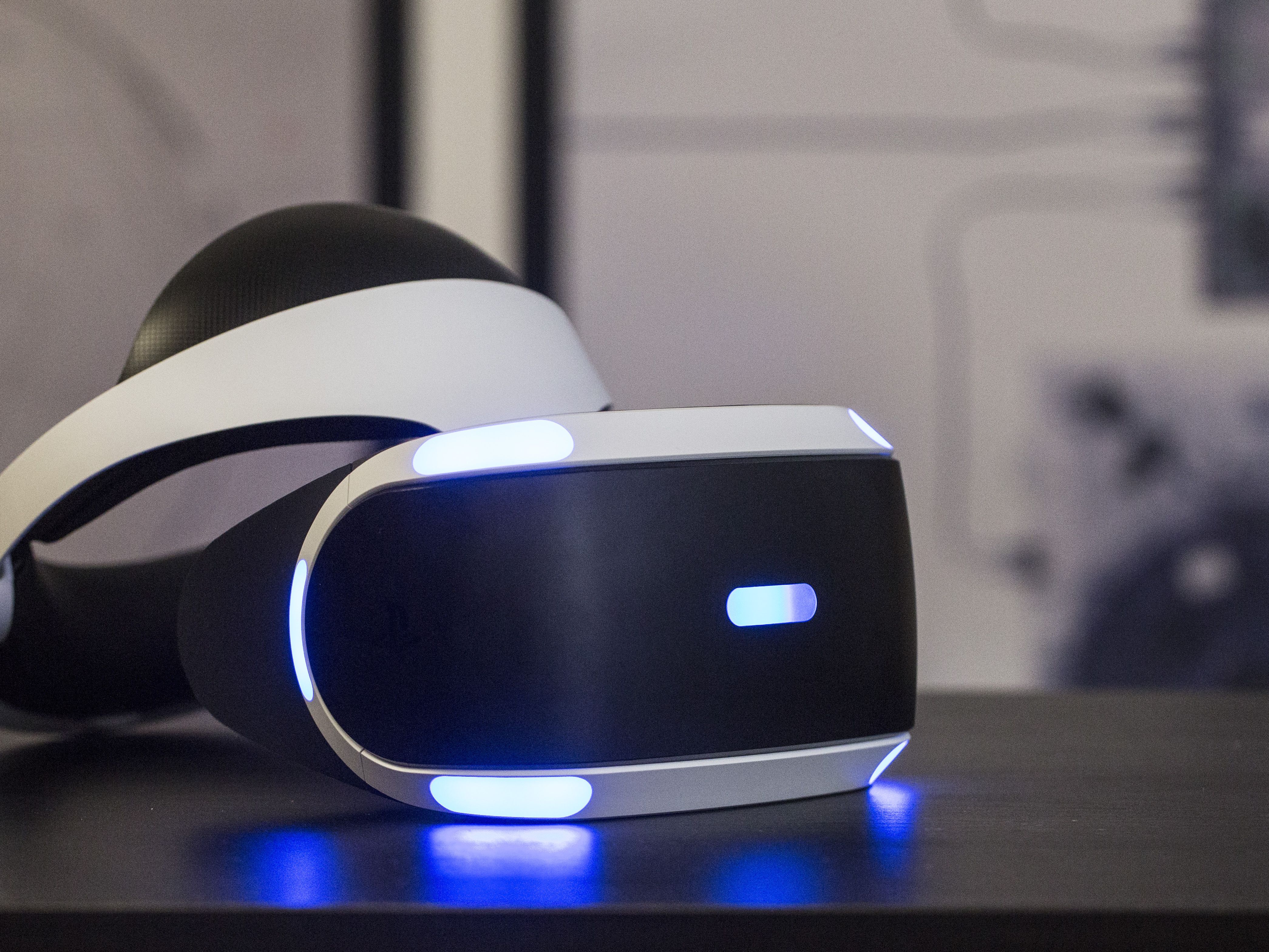 PlayStation VR - PSVR Special Offer　Play Station VR Amazon.com: Sony PlayStation VR Virtual Reallity Gadget (PS4