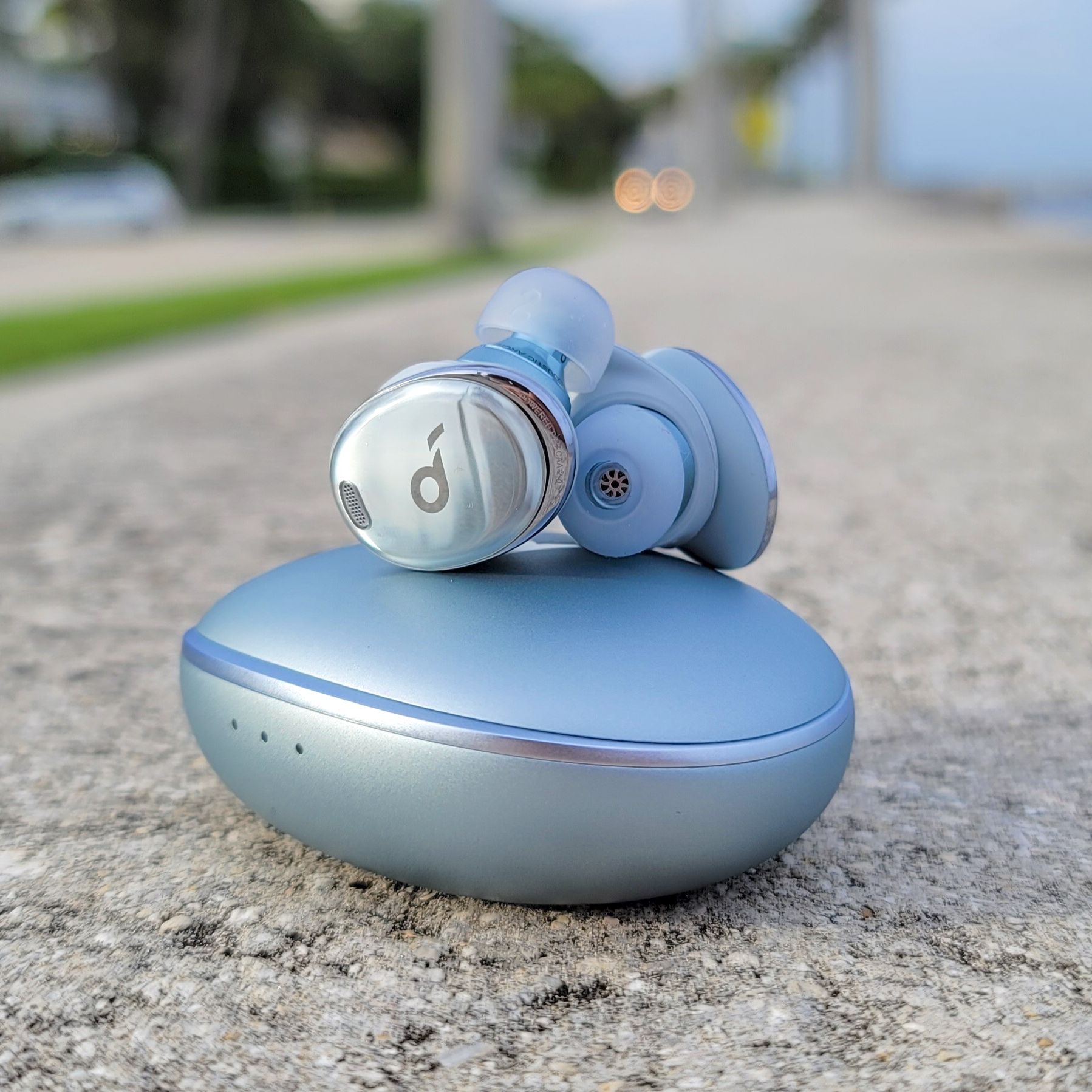 Galaxy Bads LiveとSoundcore Liberty 3 Pro Anker Soundcore Liberty 3 Pro vs Samsung Galaxy Buds FE
