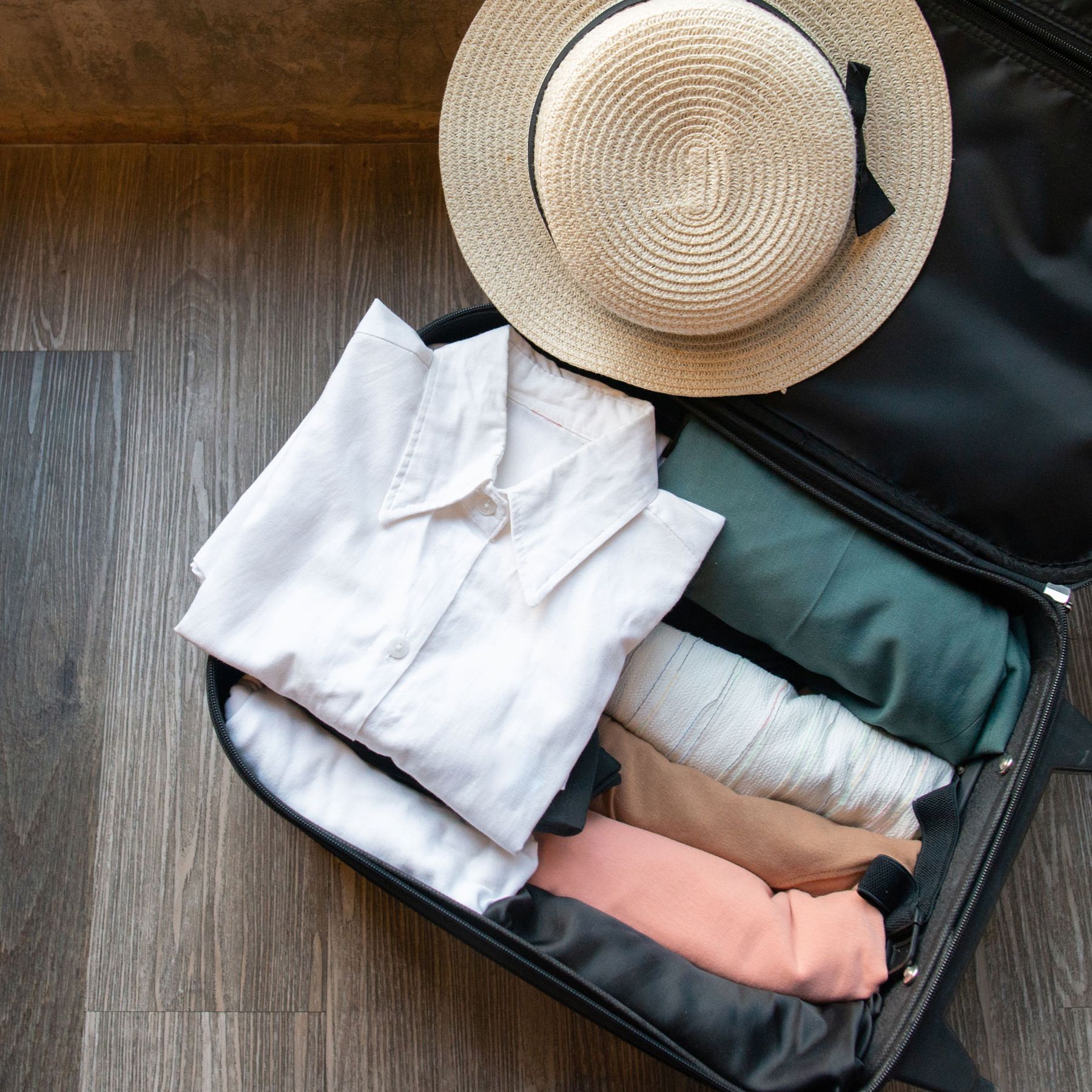 how to pack clothes