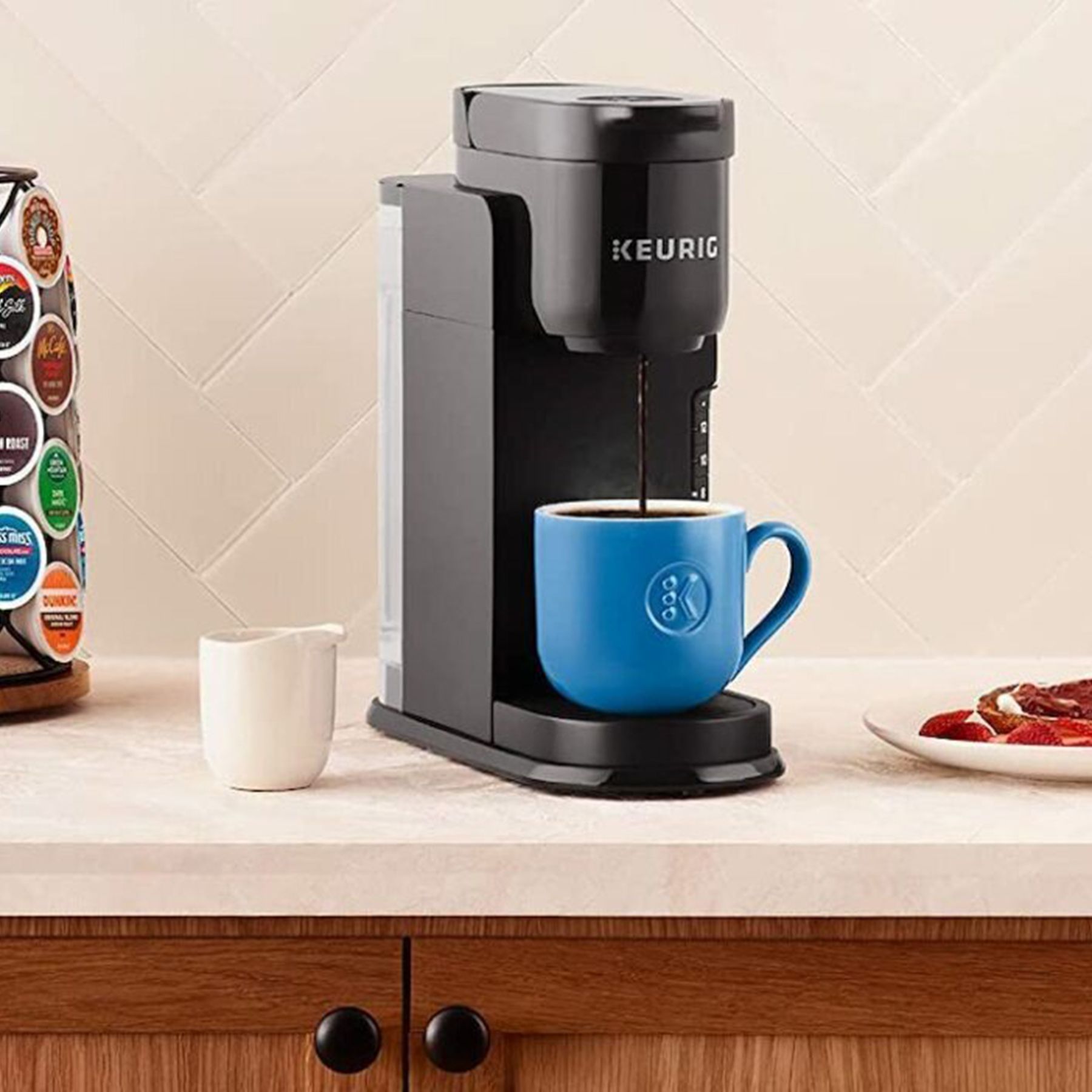 aicok single cup coffee maker Assorted Hakol Mini Travel Single Serve Coffee Maker & 15 oz. Travel Mug  Coffee Tumble