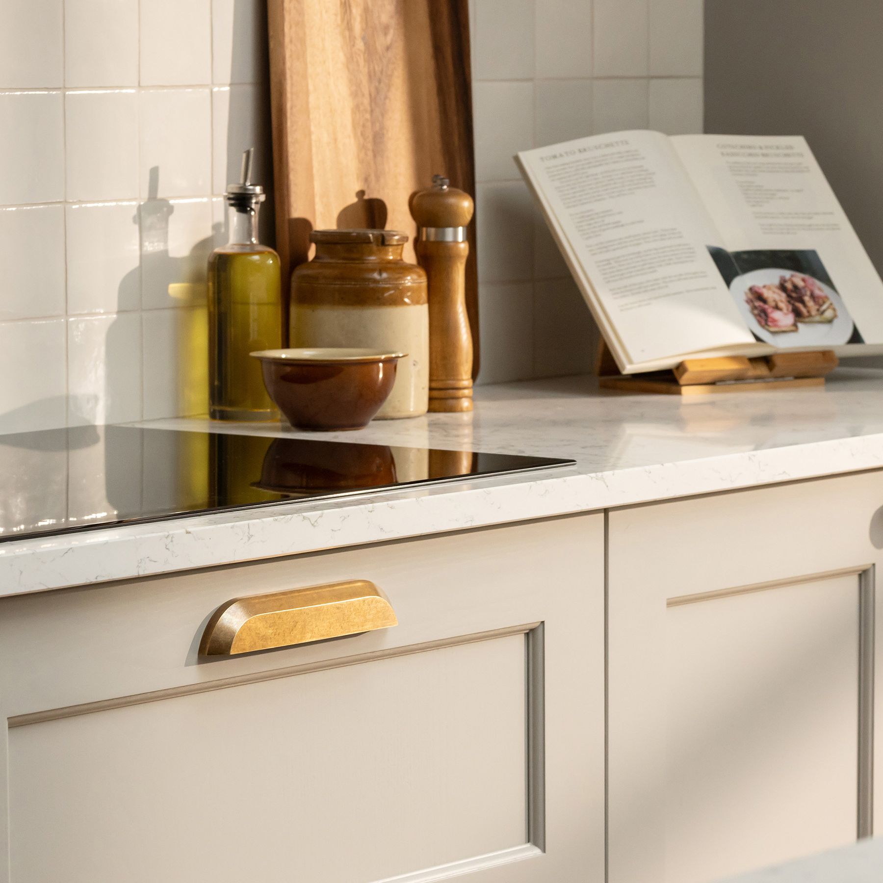 Tips for Choosing Kitchen Handles: Expert Advice for Stylish Homes