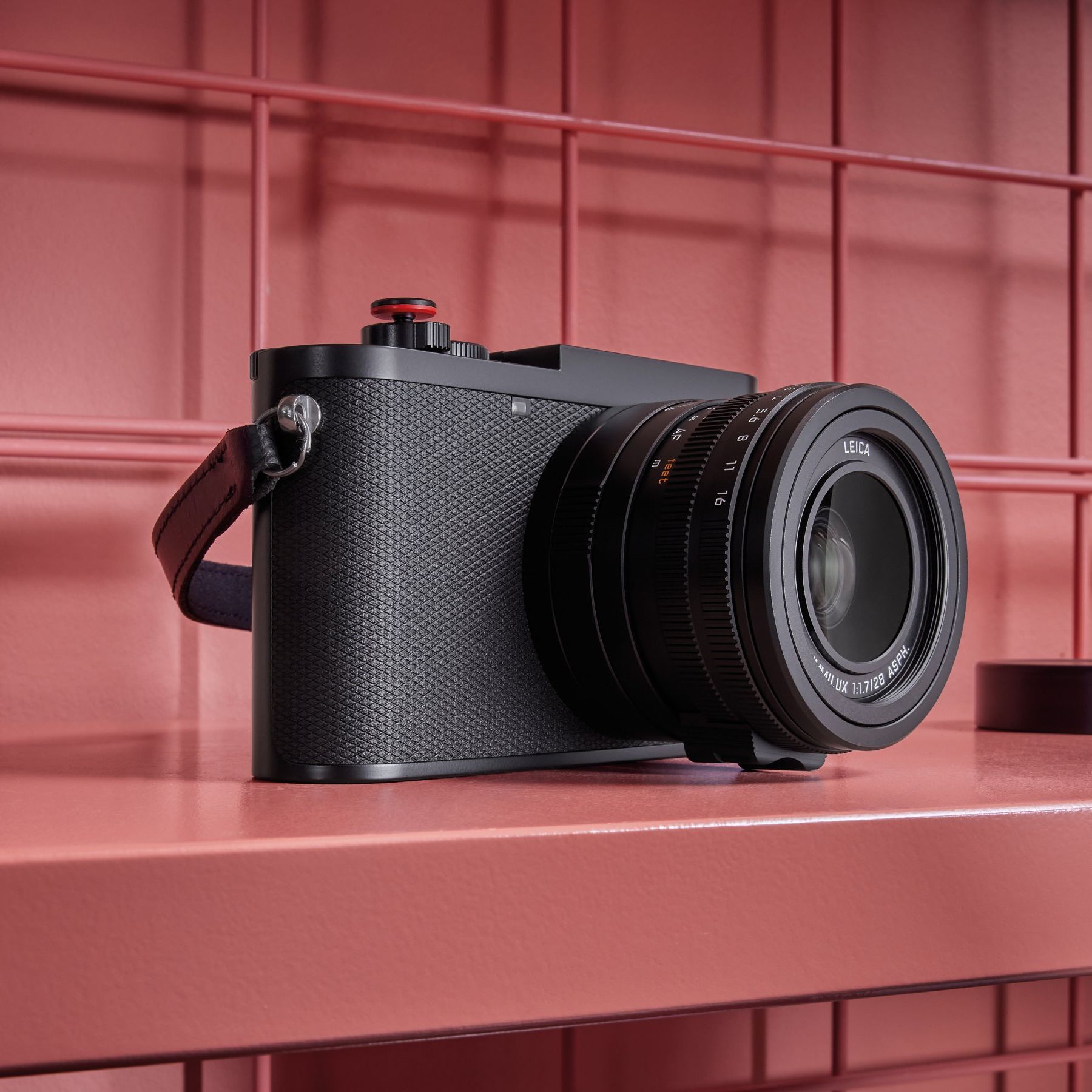 Leica Q3 digital camera offers new speed and sophistication