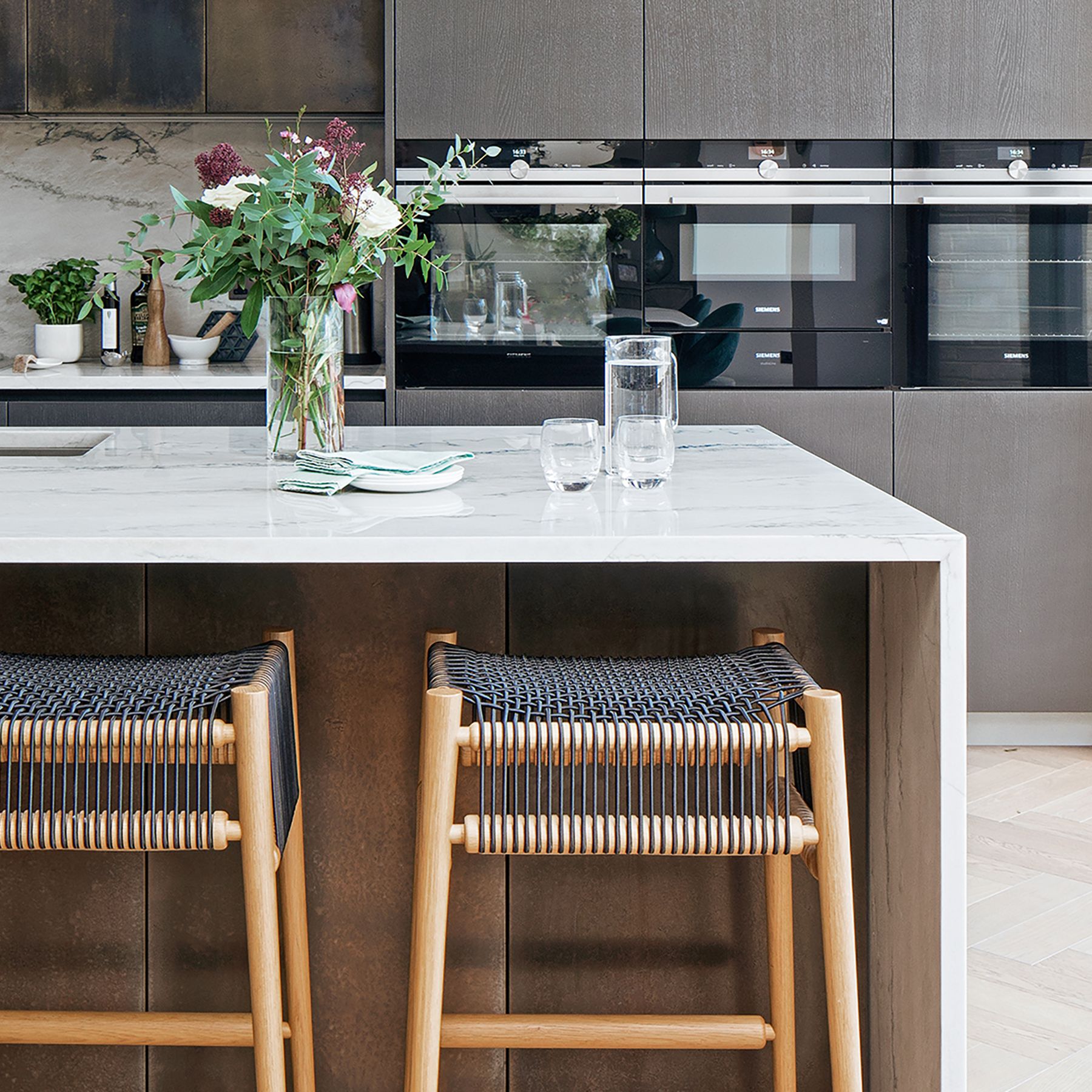 Modern Kitchen With Diagonal Island