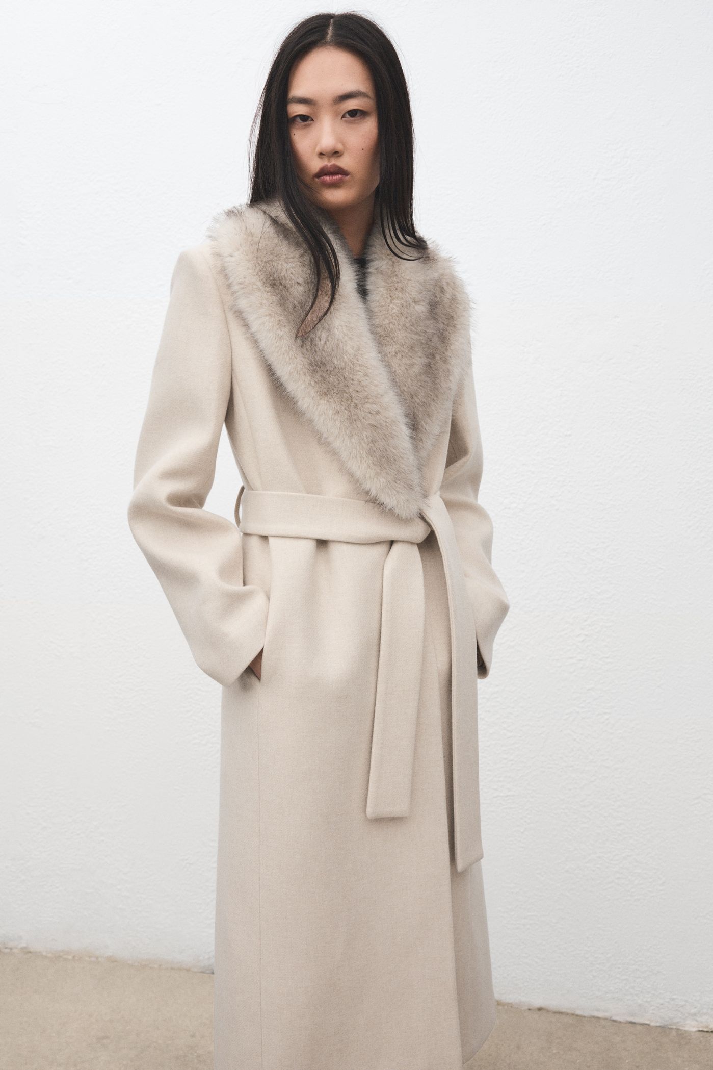 Manteco Wool Coat With Fur Collar - Women | Mango Usa