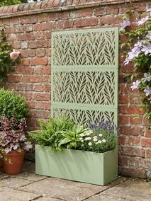 Plant Pot With Screen