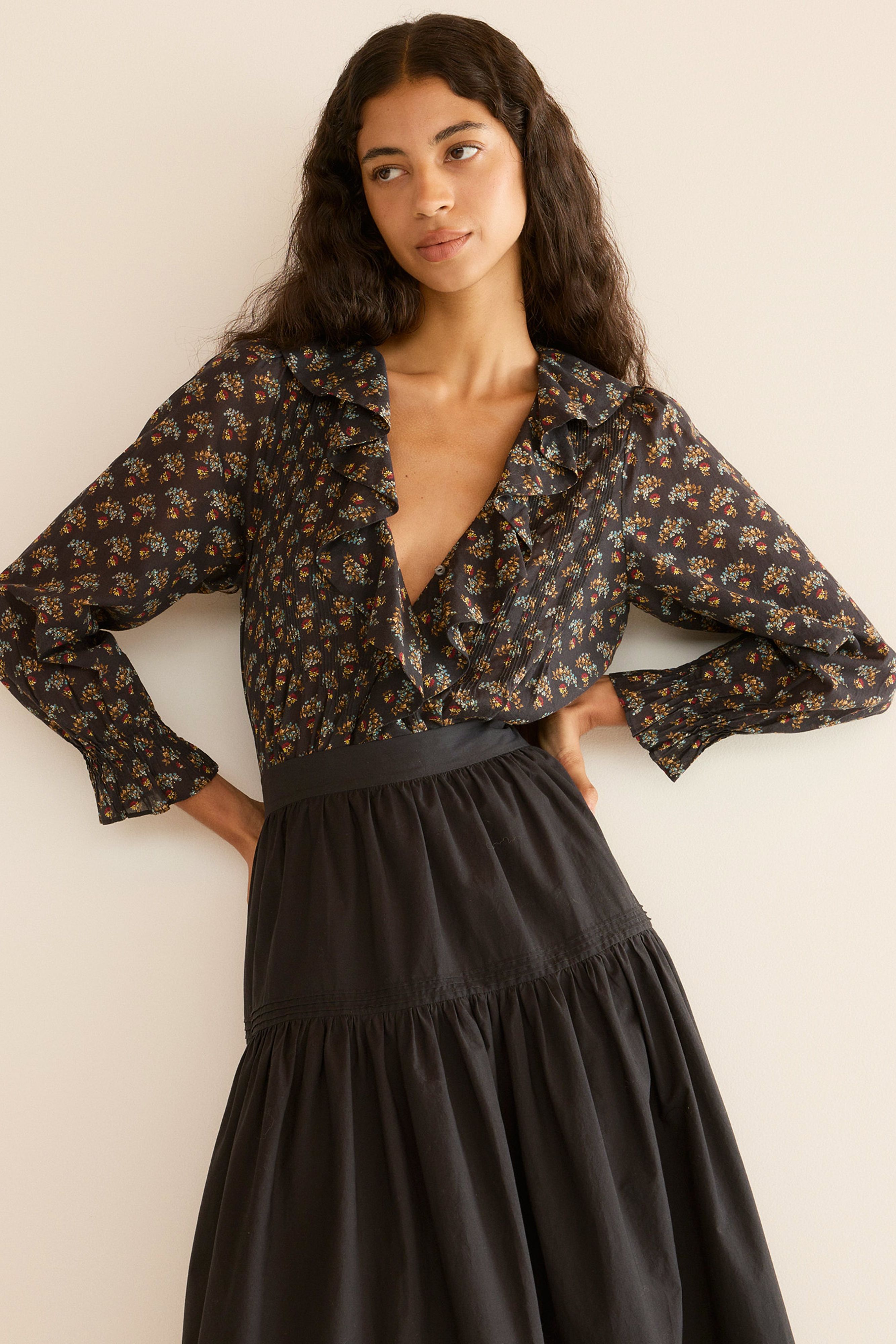 Hardy Top -- Delphinium Floral