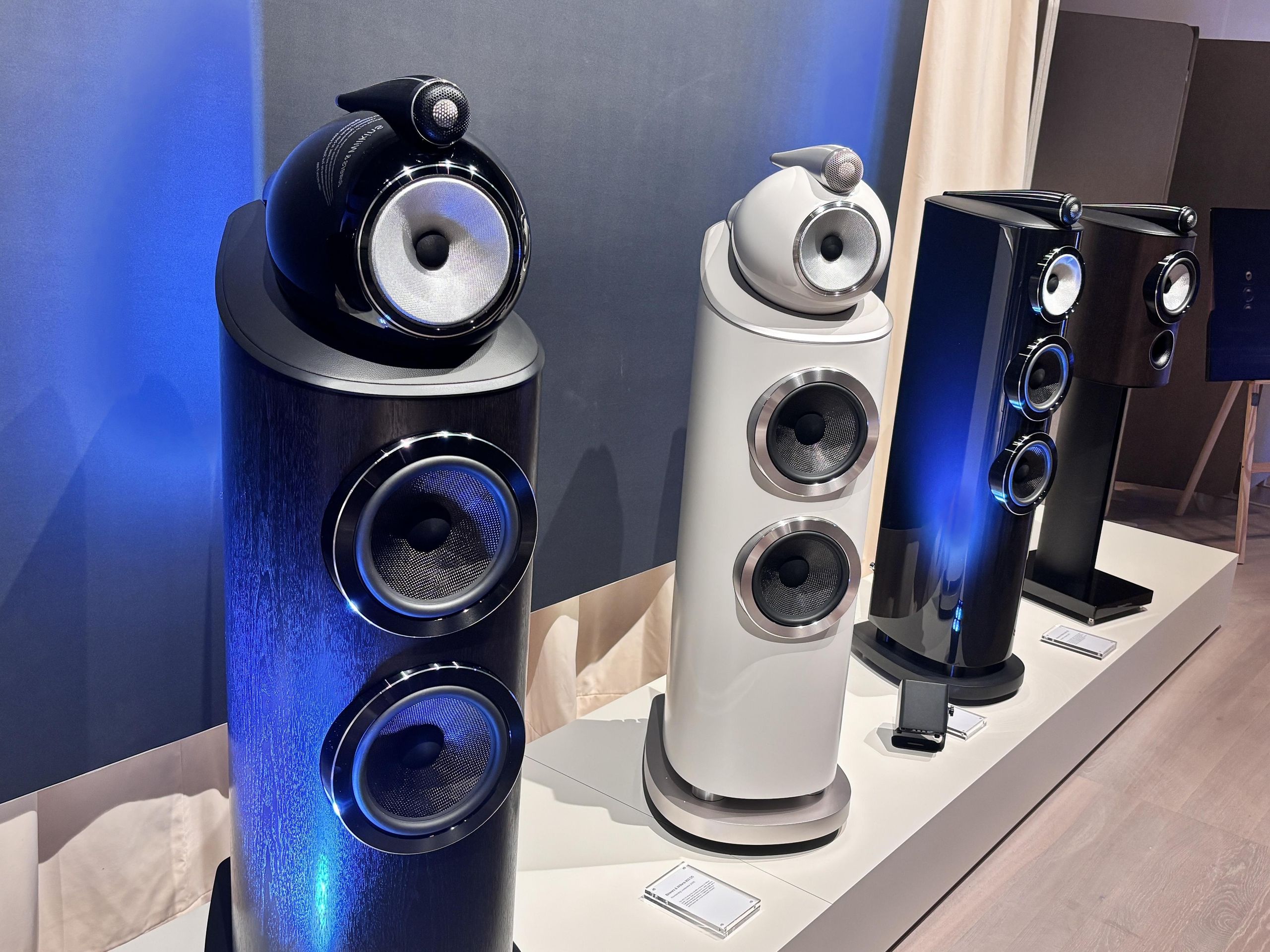 I've had a first listen to Bowers & Wilkins' new flagship 800 I've had a first listen to Bowers & Wilkins' new flagship 800