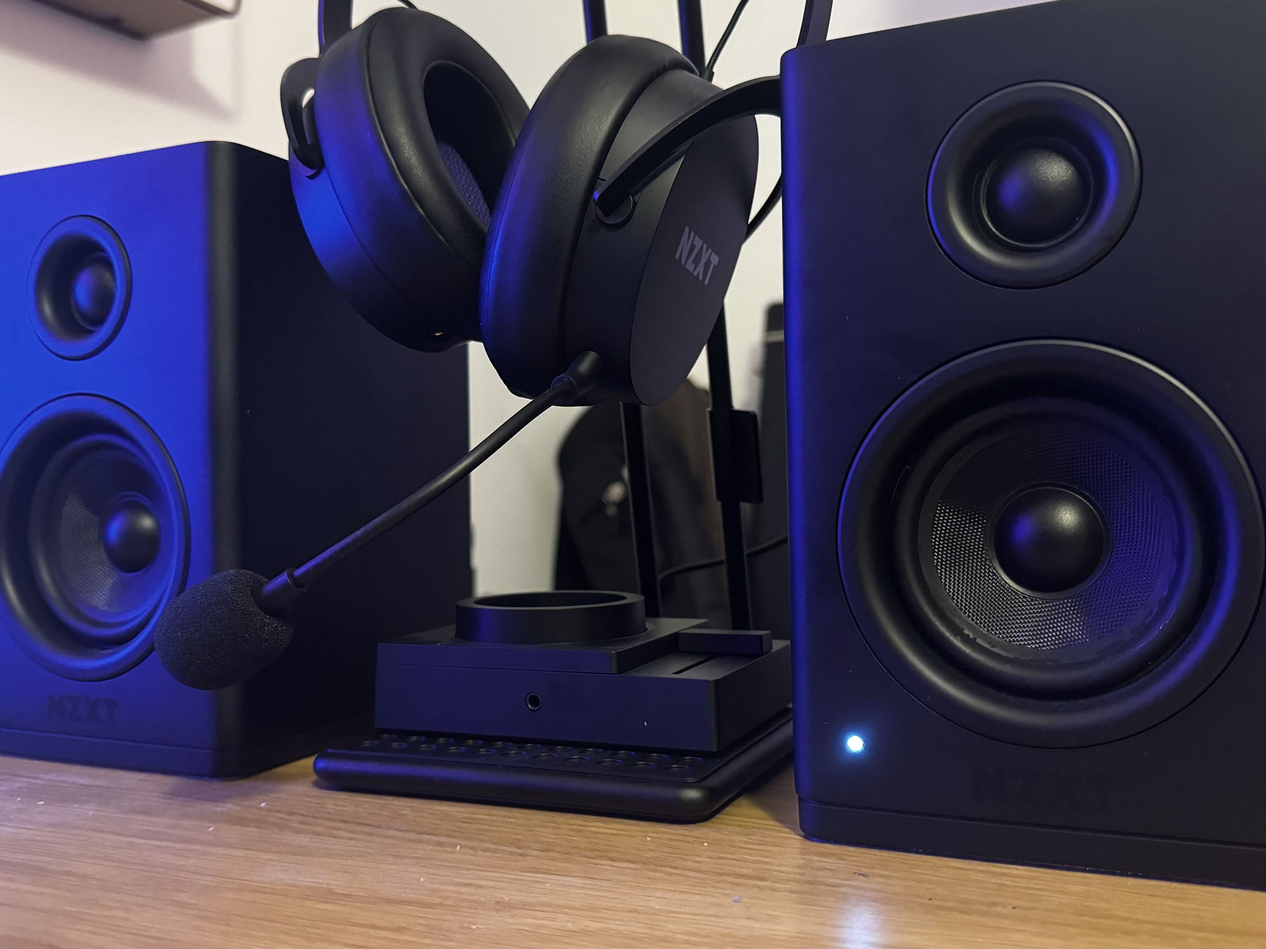 NZXT Relay Speakers Black アンプ内蔵 PCスピーカー（Relay